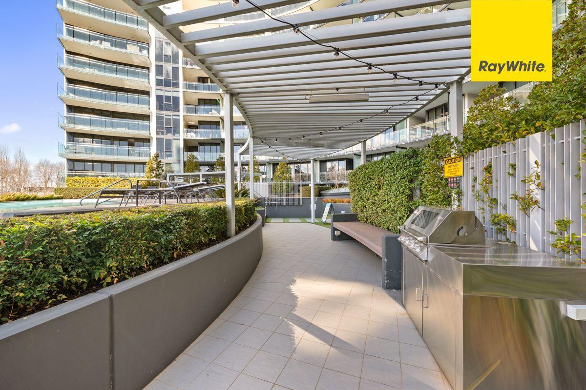 Spacious 1 bedroom apartment in the heart of the city