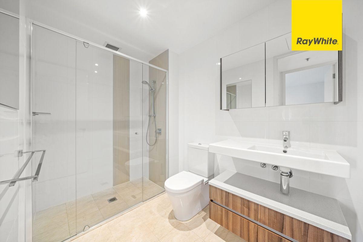 Spacious 1 bedroom apartment in the heart of the city