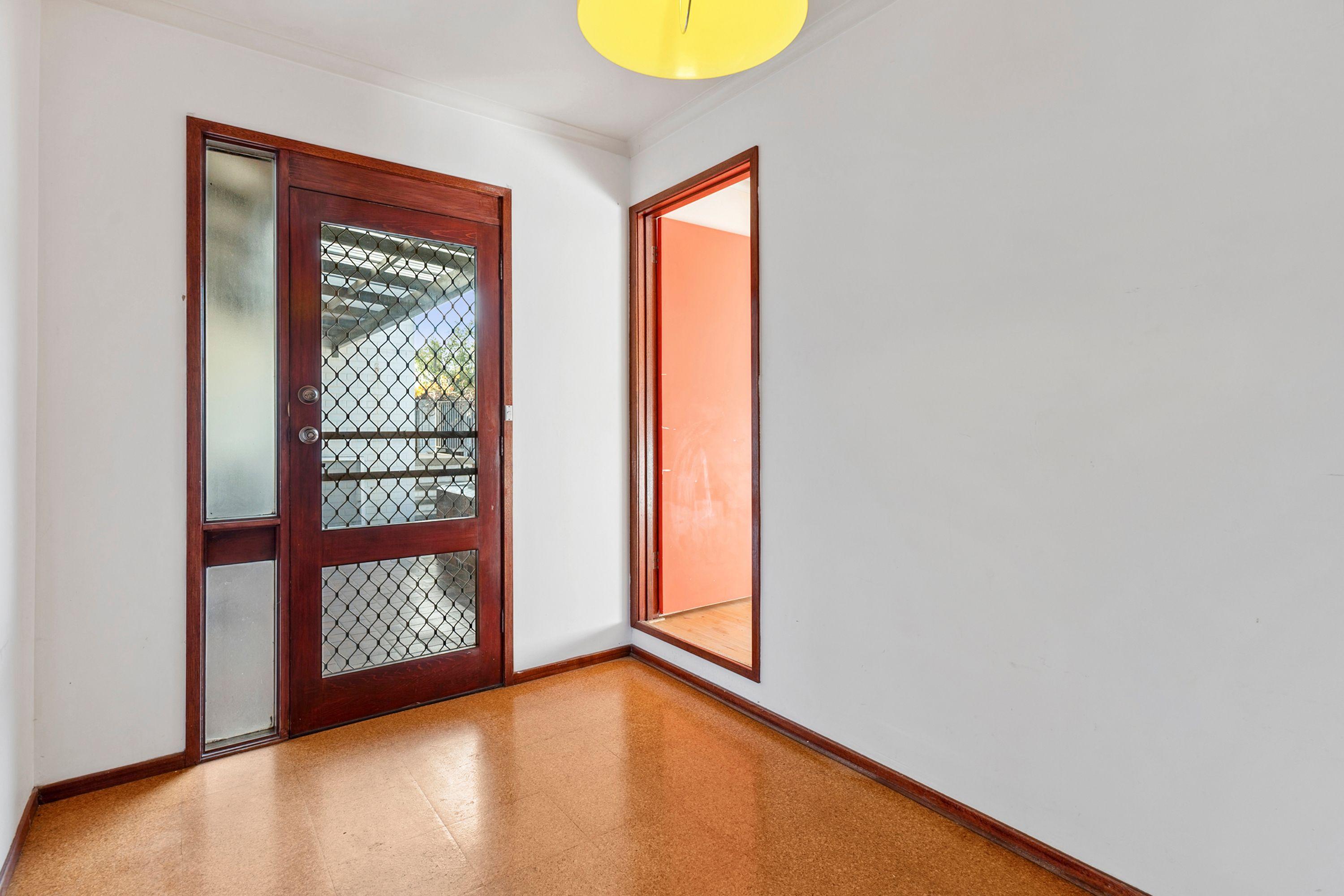 House for Rent: Kambah, ACT 2902, ACT, 2902