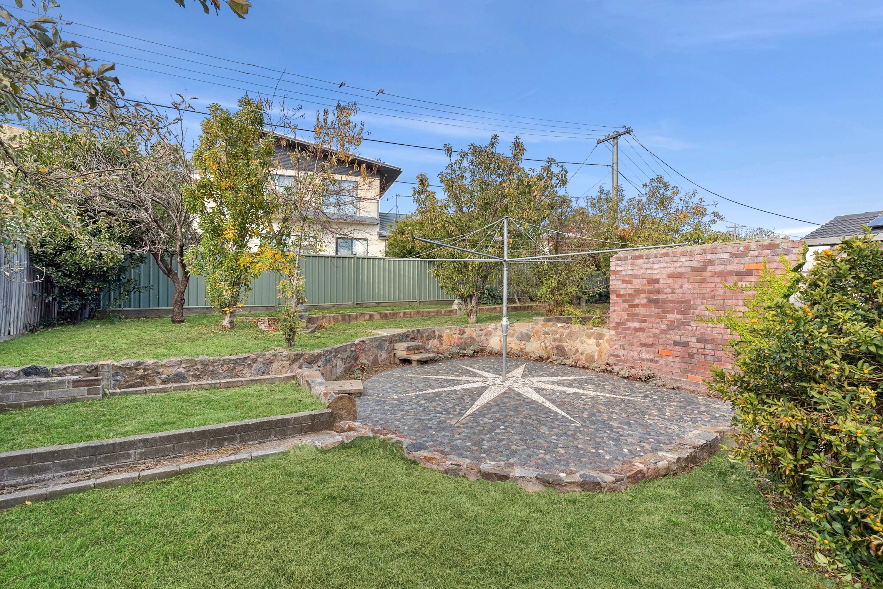 House for Rent: Kambah, ACT 2902, ACT, 2902