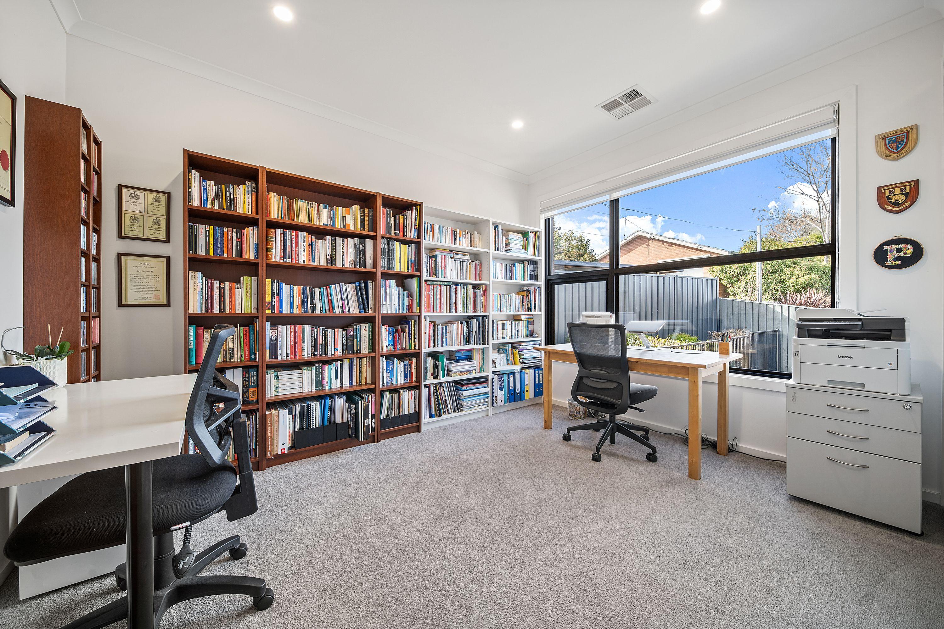 Townhouse for Rent: Mawson, ACT 2607, ACT, 2607
