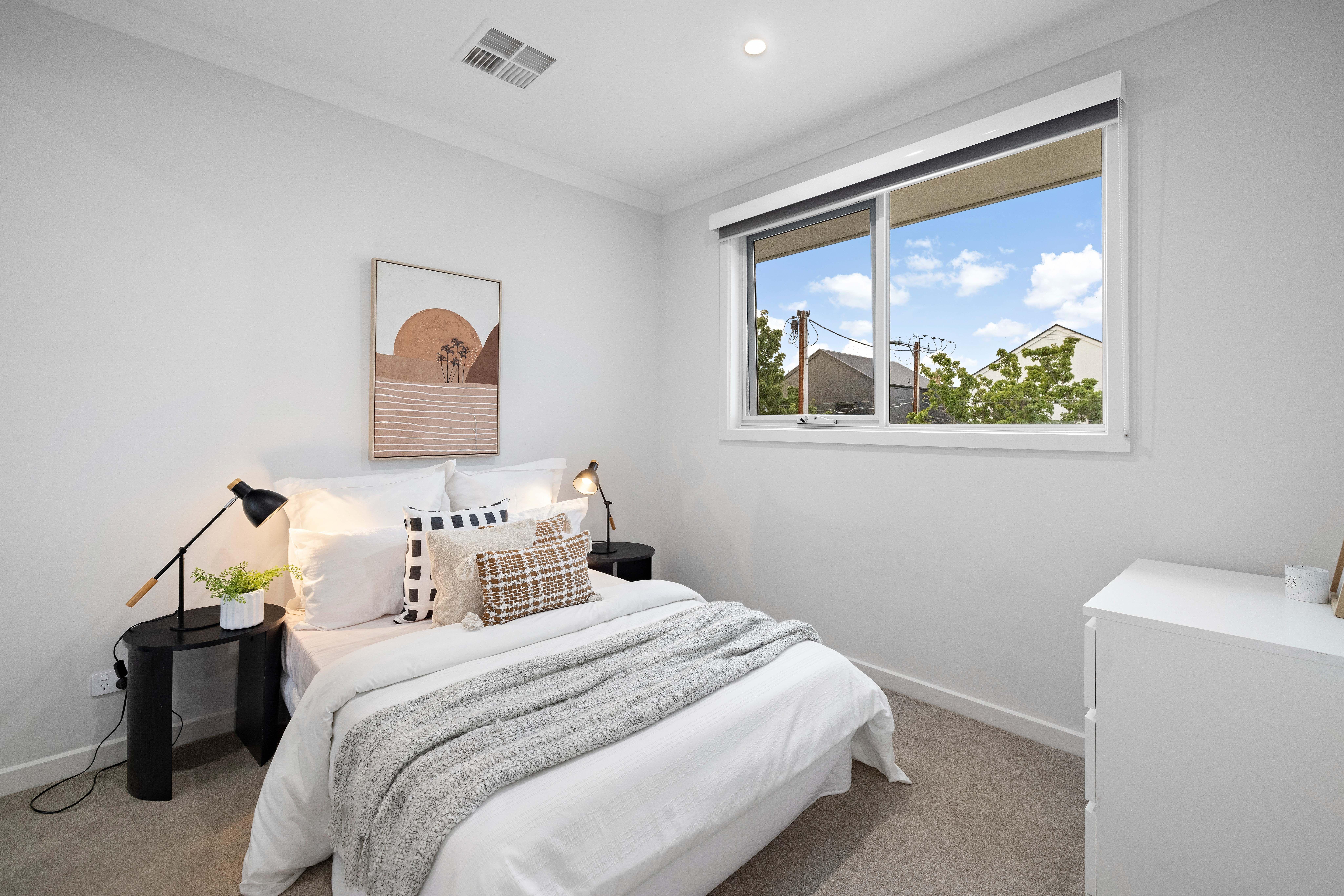 Beautiful modern family home available for rent!