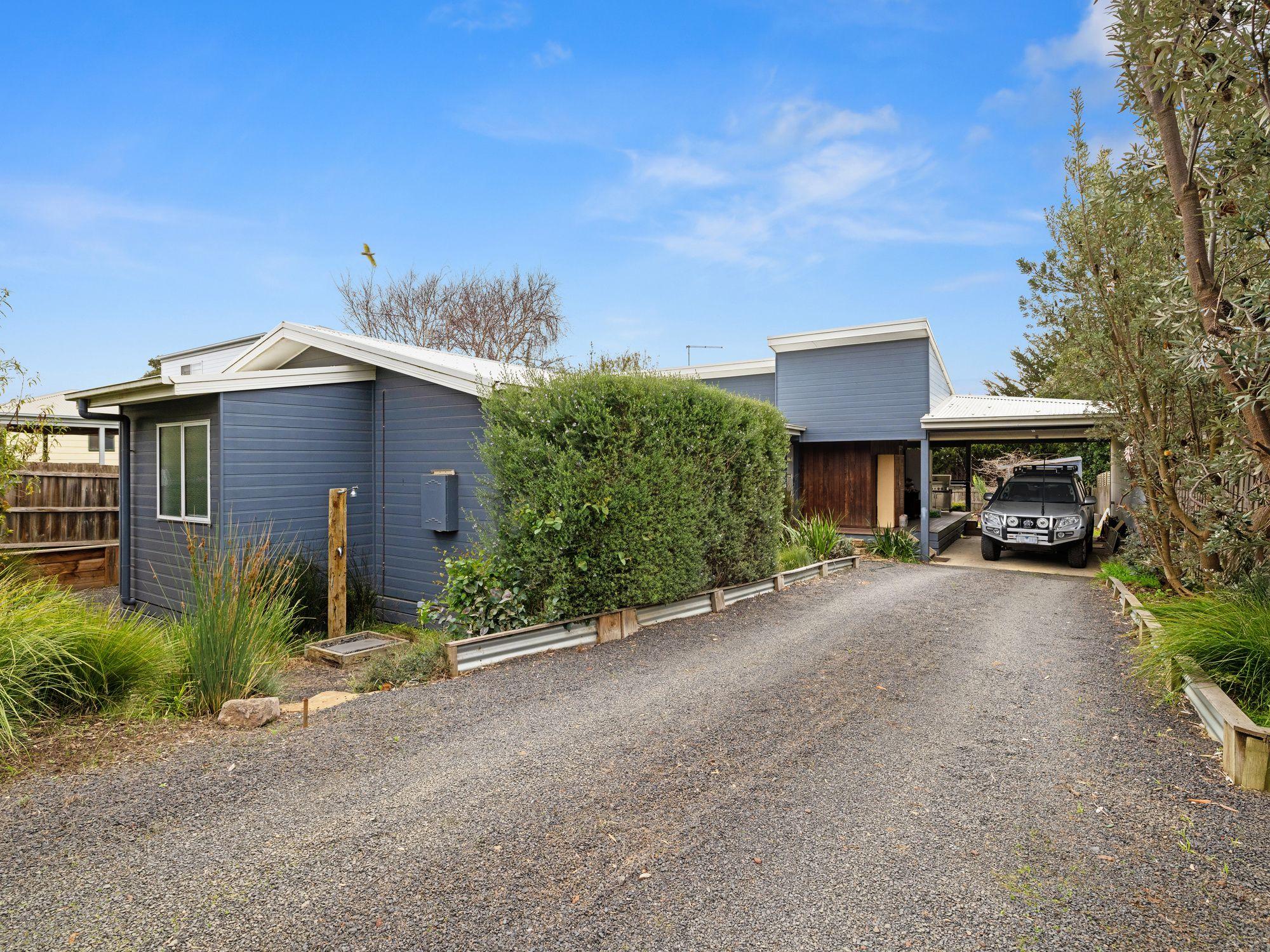 Prop-GPT: House: VIC Surf Beach, VIC 3922 Home For Rent