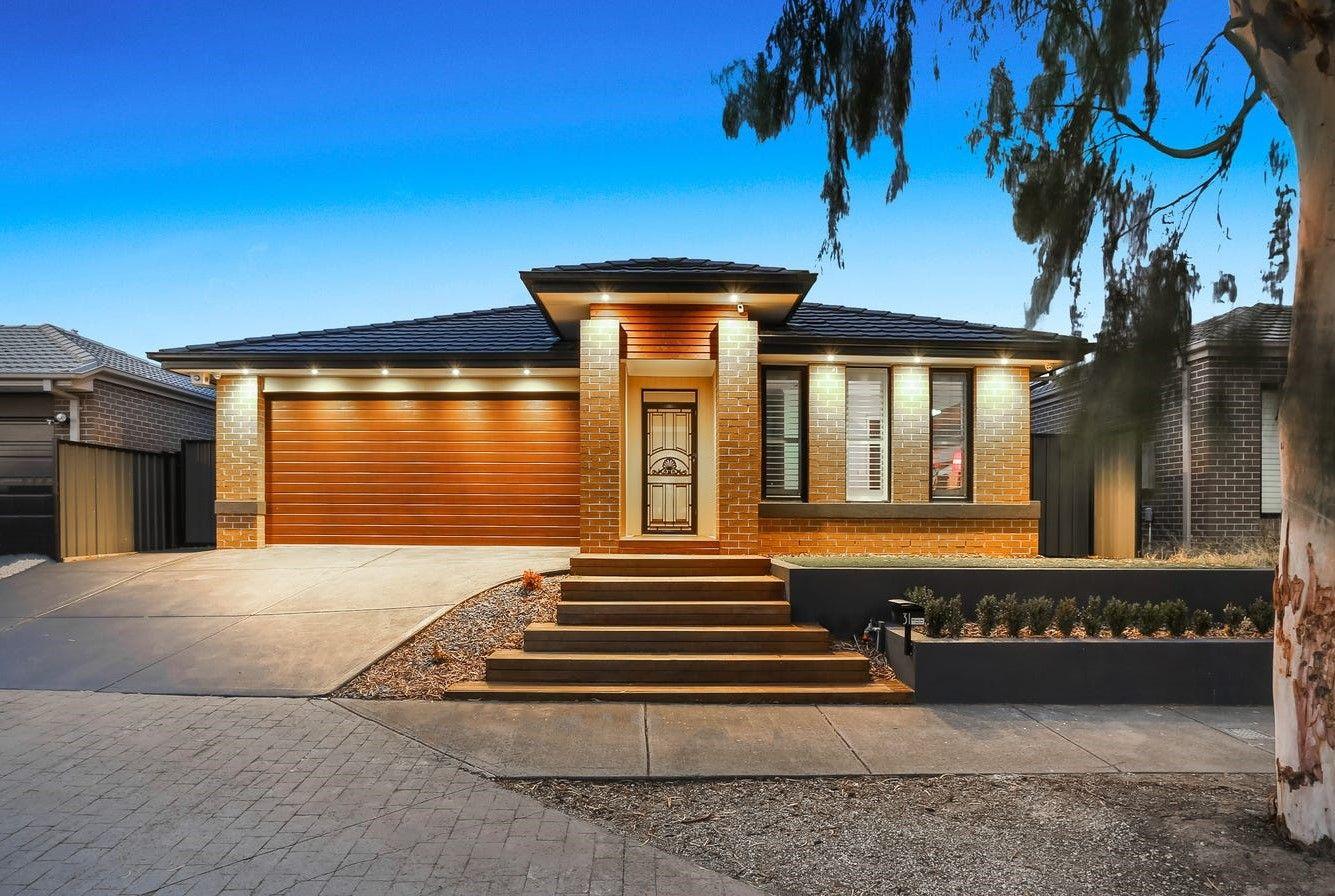 Prop-GPT: House: VIC Craigieburn, VIC 3064 Home For Rent
