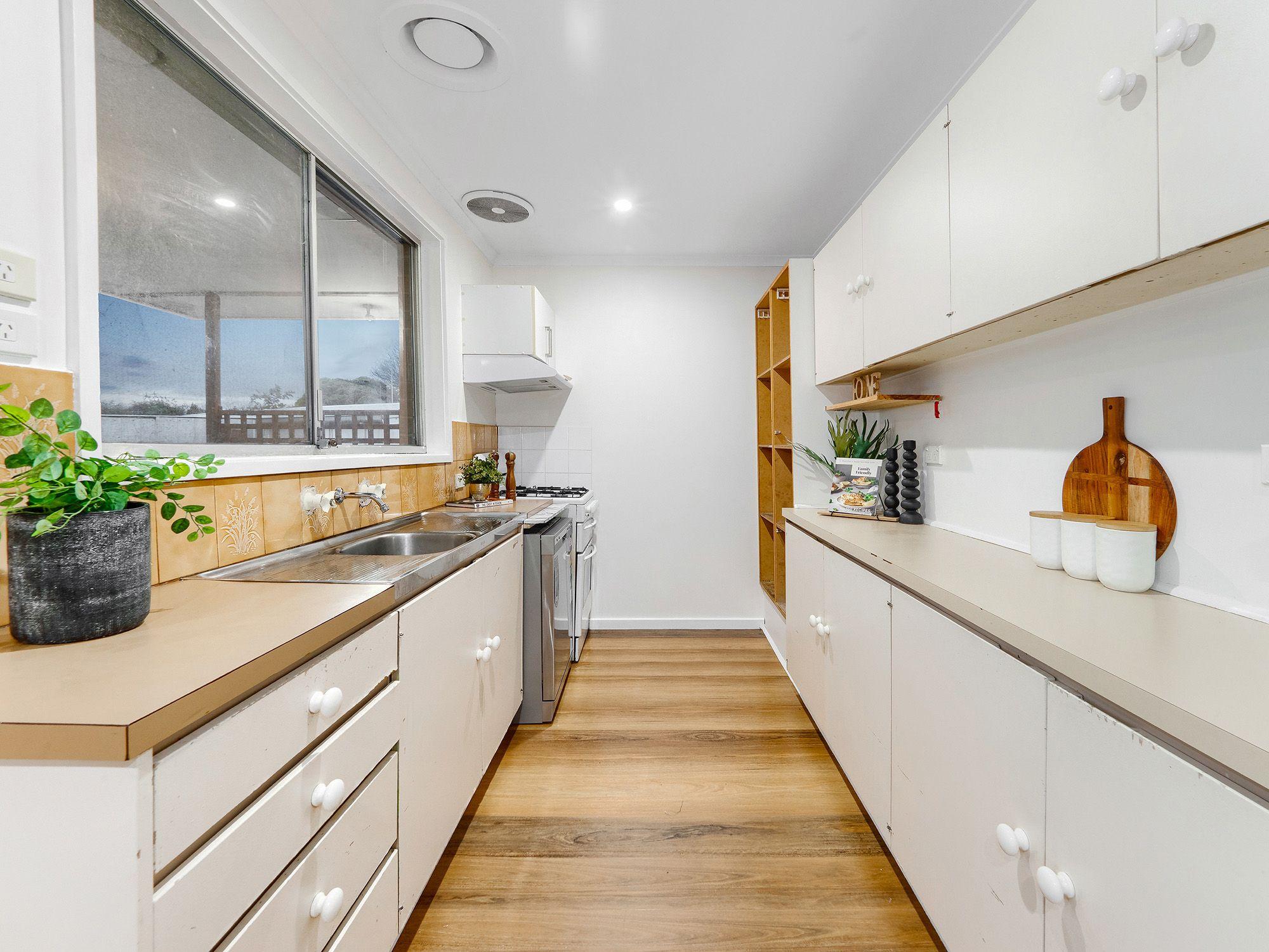 Family Living in a Prime Cranbourne Location!