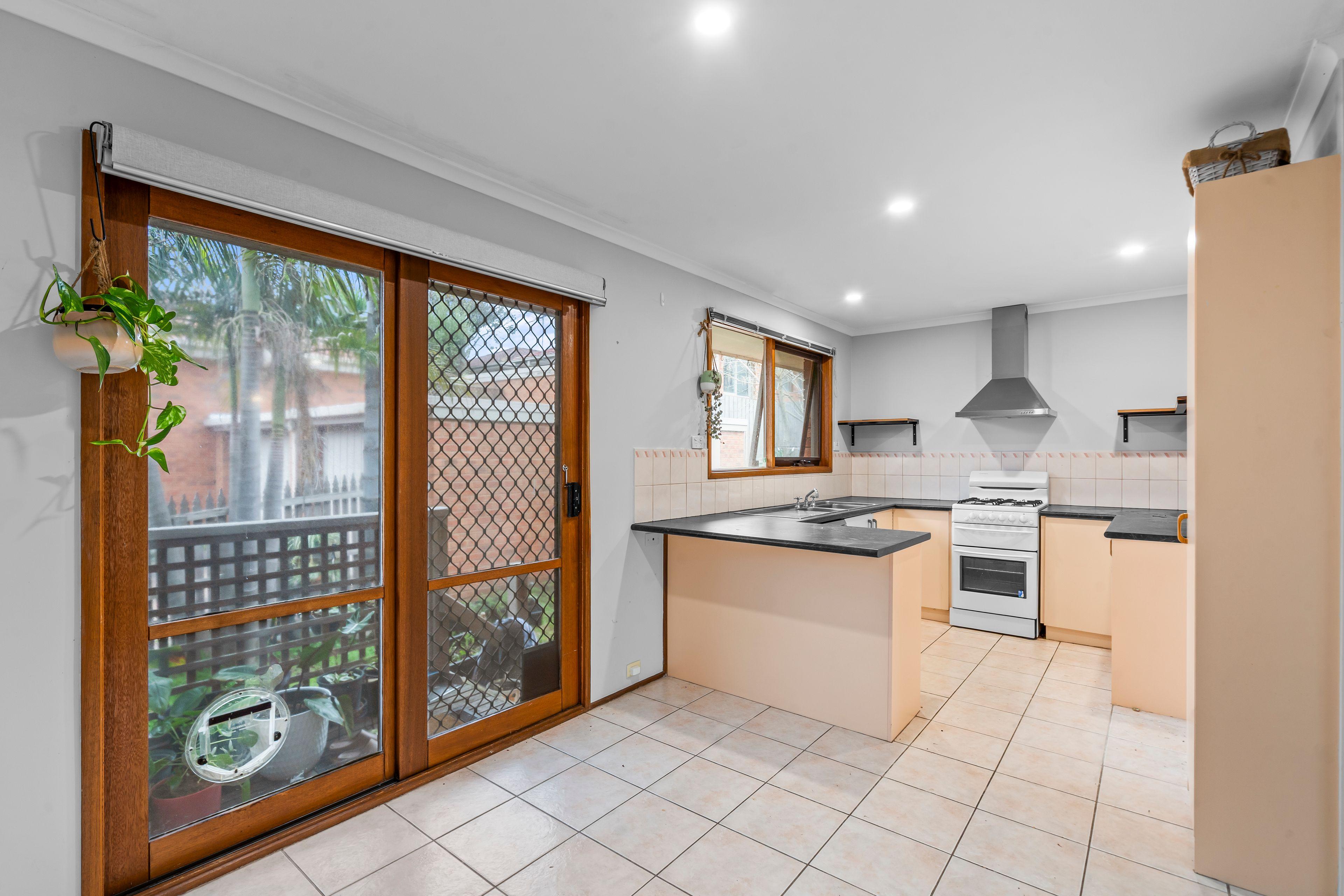 For Lease - 2/37-41 Denbigh Street, Frankston VIC 3199