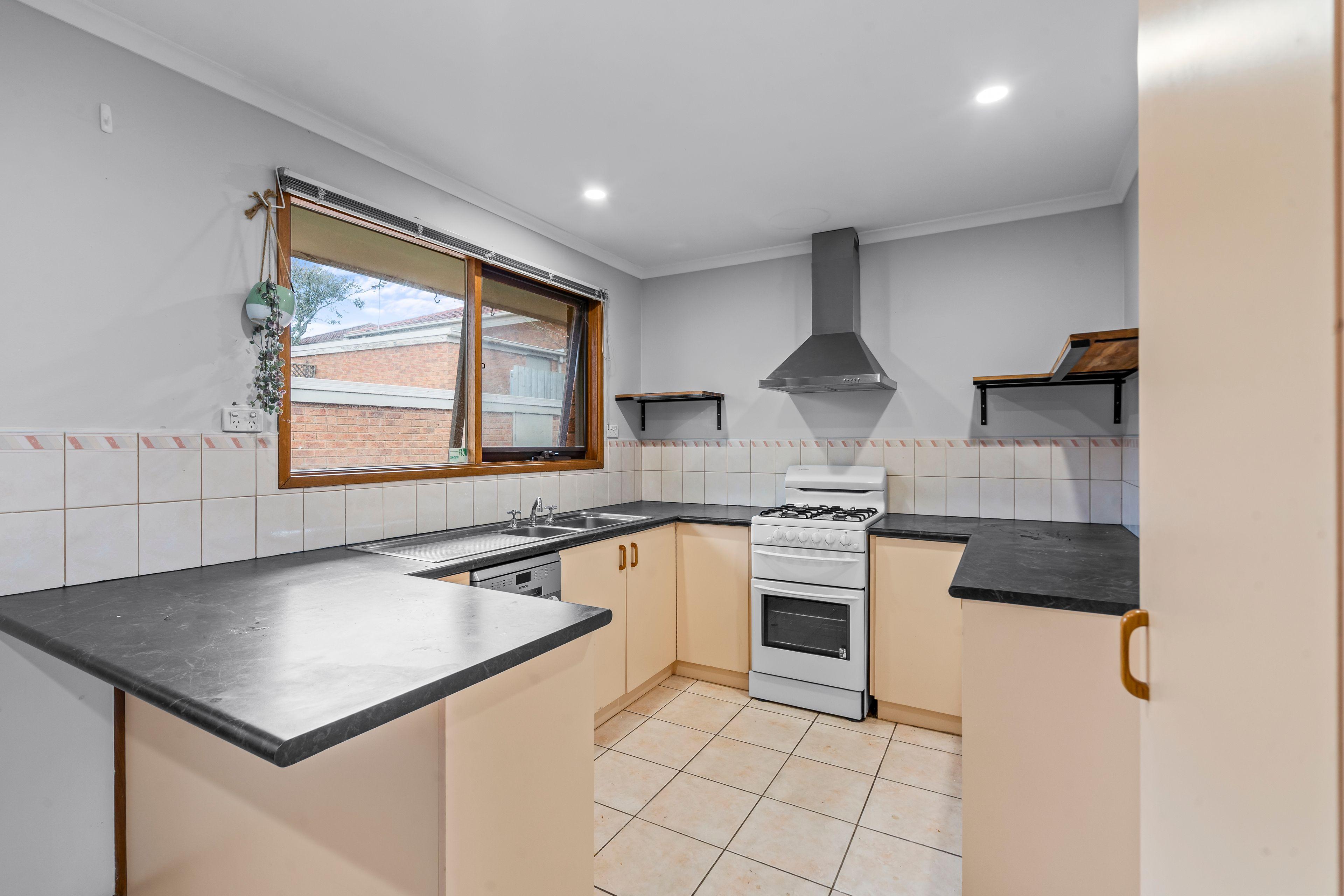 For Lease - 2/37-41 Denbigh Street, Frankston VIC 3199