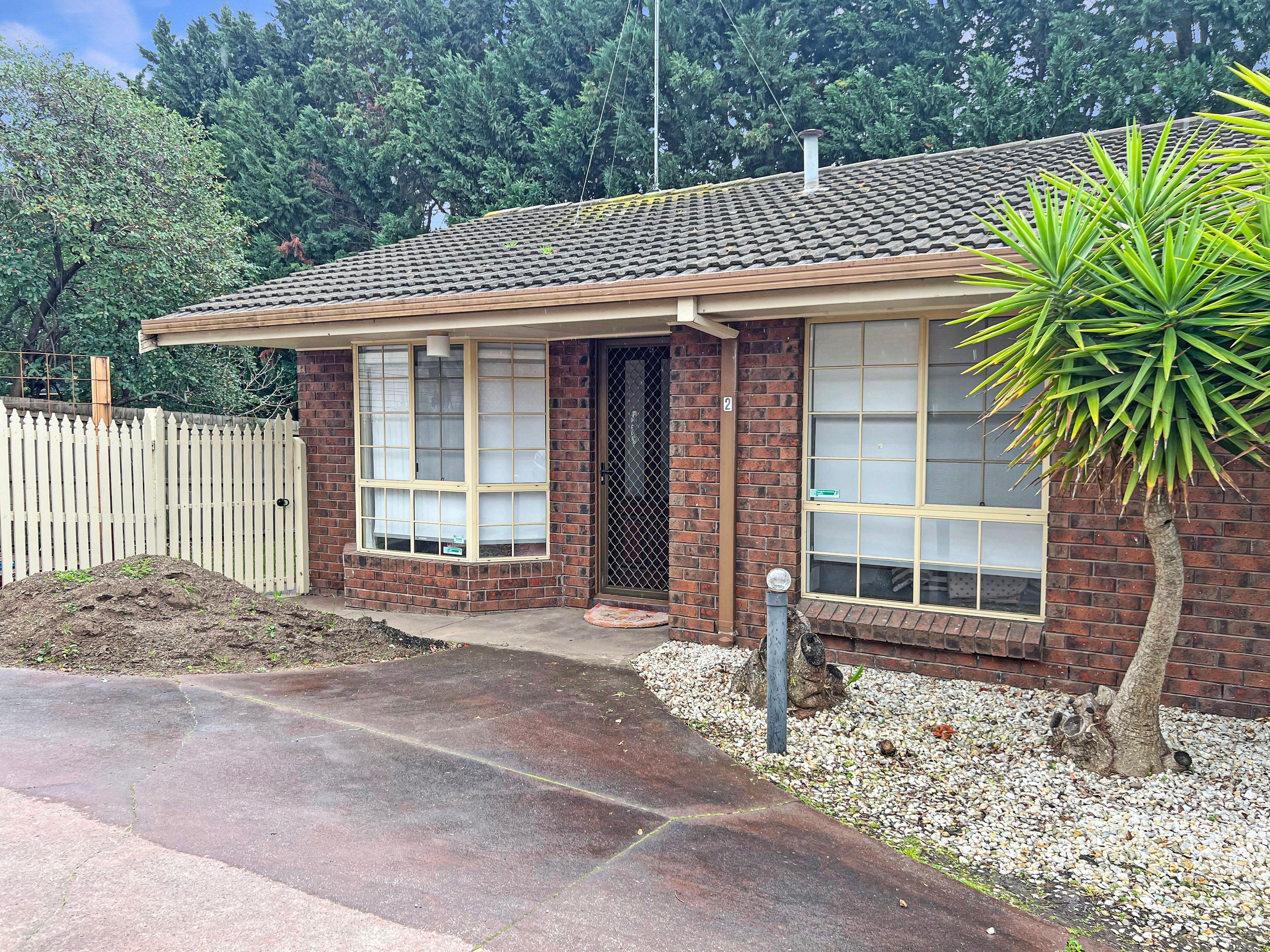 Prop-GPT: House: VIC Grovedale, VIC 3216 Home For Rent