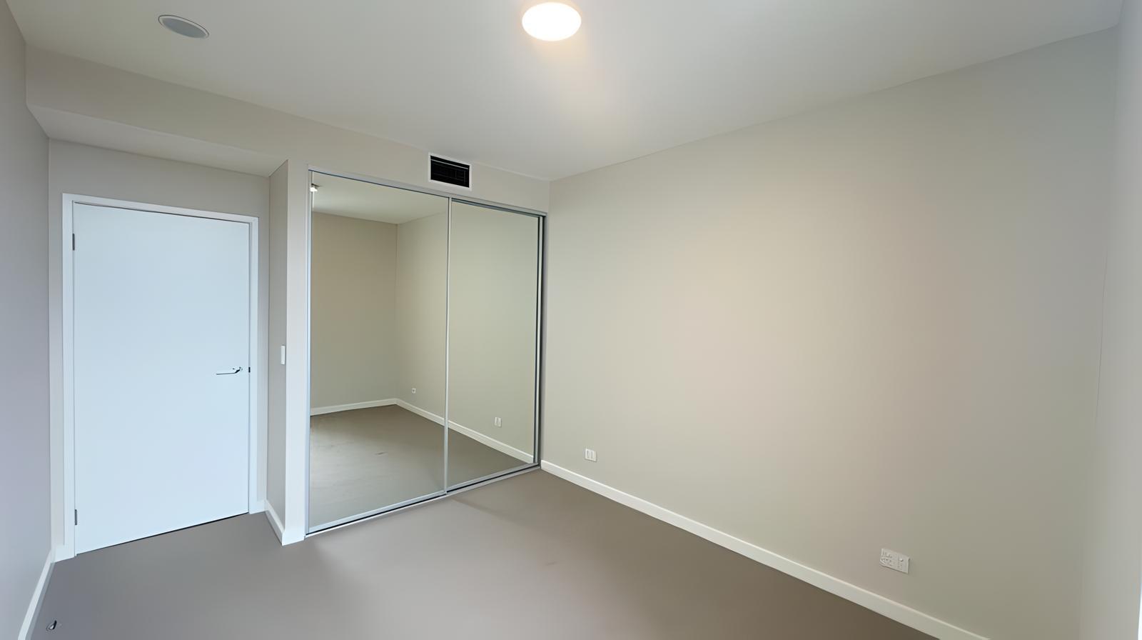 PERFECT CITY LIFESTYLE!