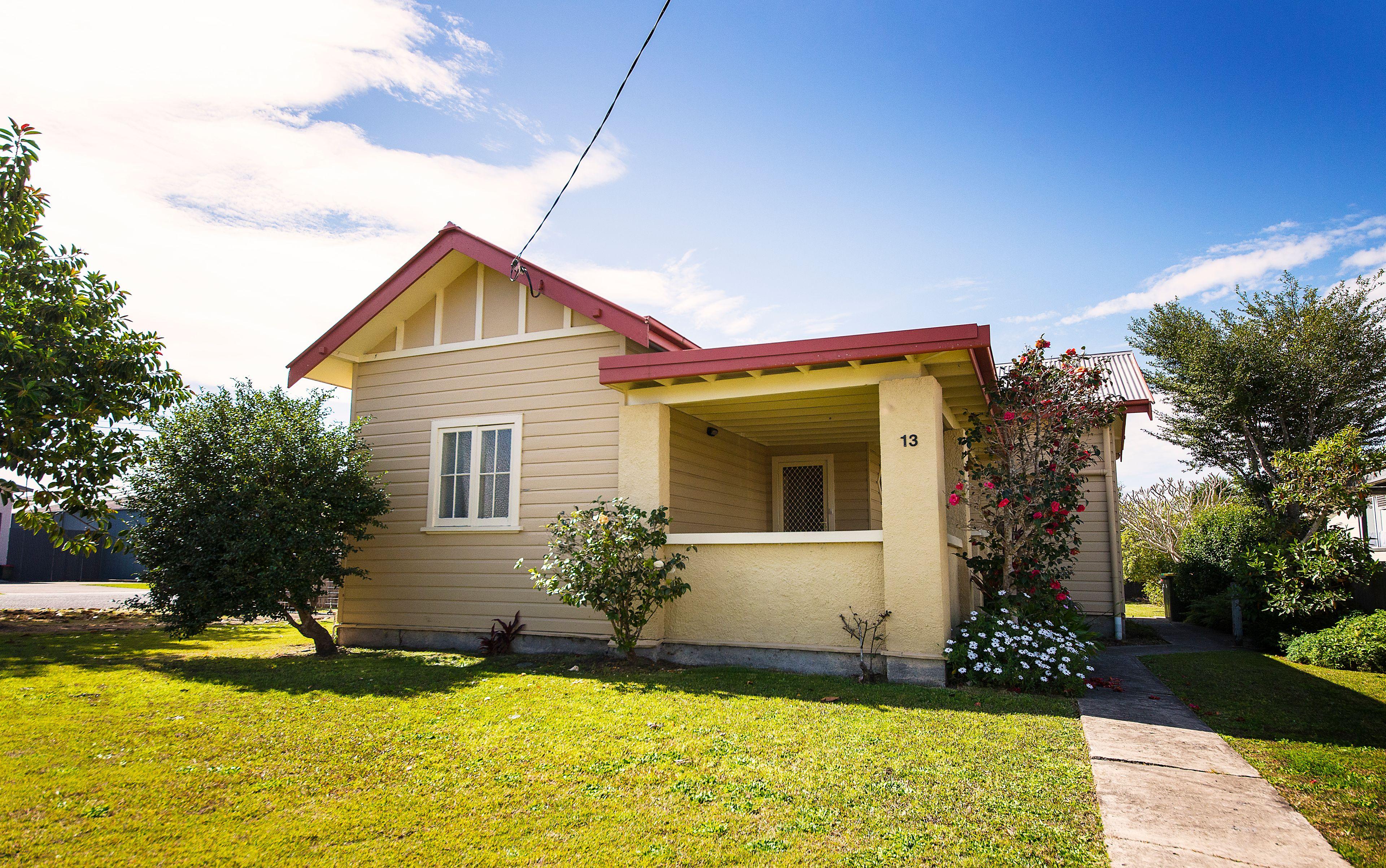 Prop-GPT: House: NSW Taree, NSW 2430 Home For Rent