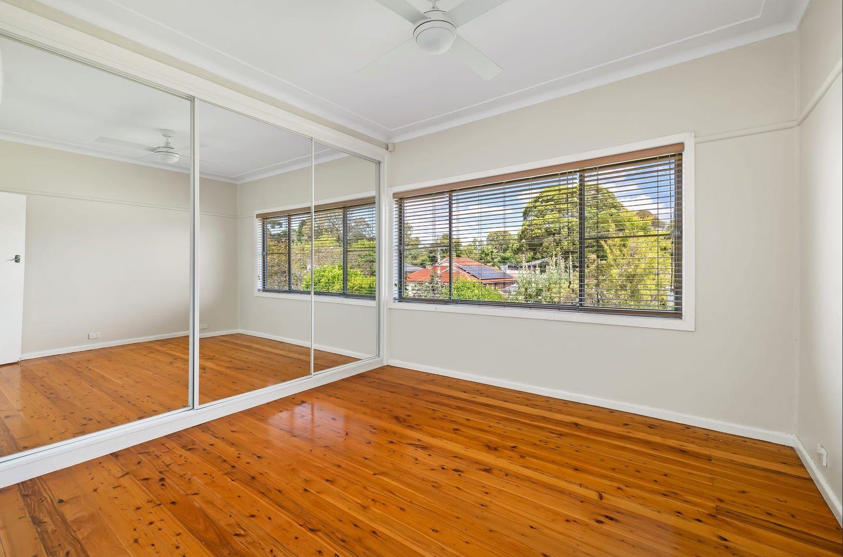 Classic home in a sought after pocket of Putney