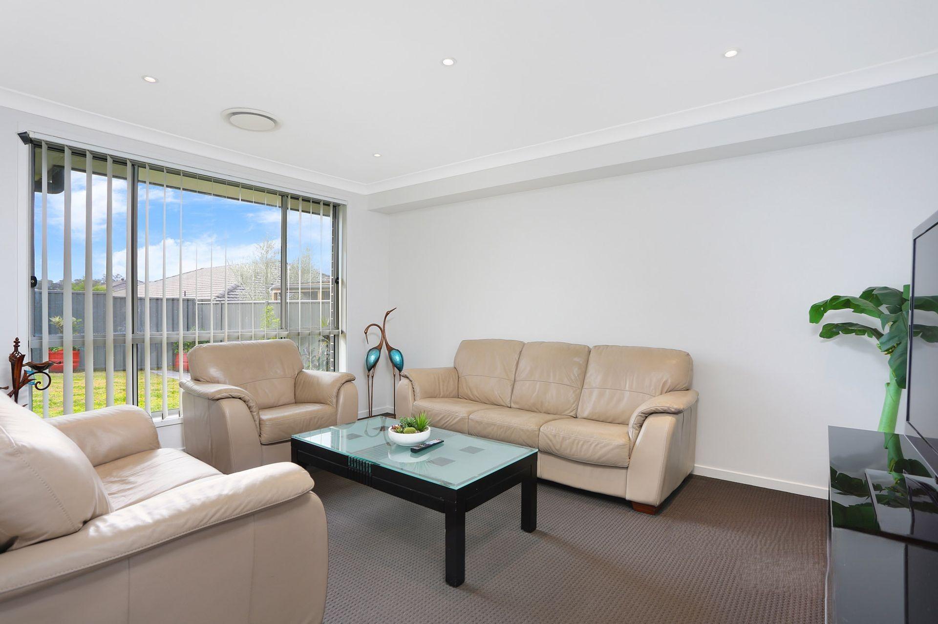House for Rent: Jordan Springs, NSW 2747, NSW, 2747