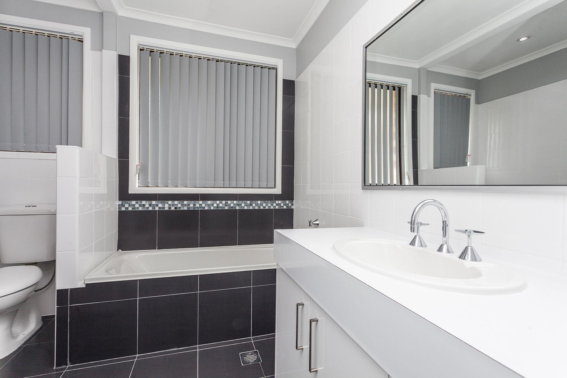 House for Rent: Albion Park Rail, NSW 2527, NSW, 2527