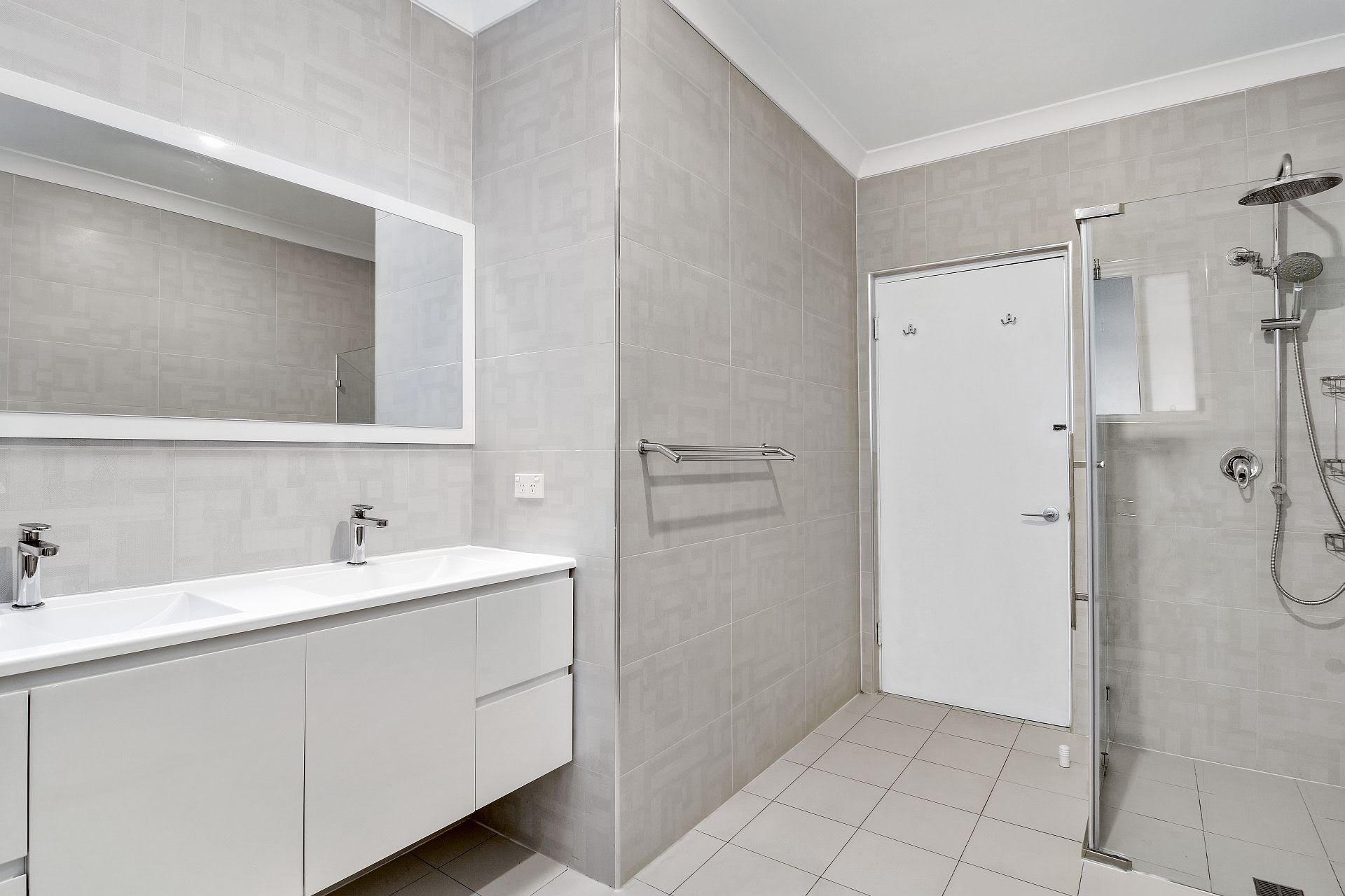 Modern Sanctuary of Uncompromising Family Home