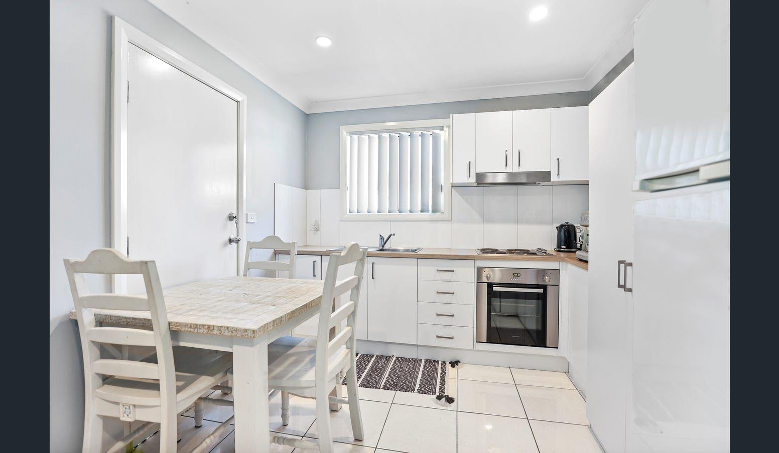 Prop-GPT: House: NSW Cranebrook, NSW 2749 Home For Rent