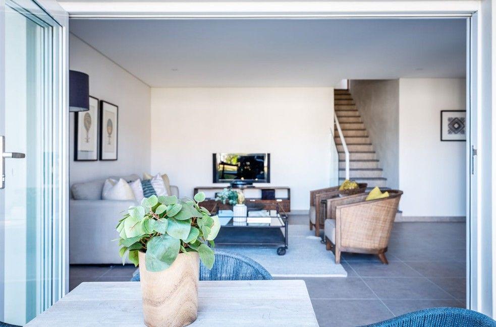 Well Maintained Home!