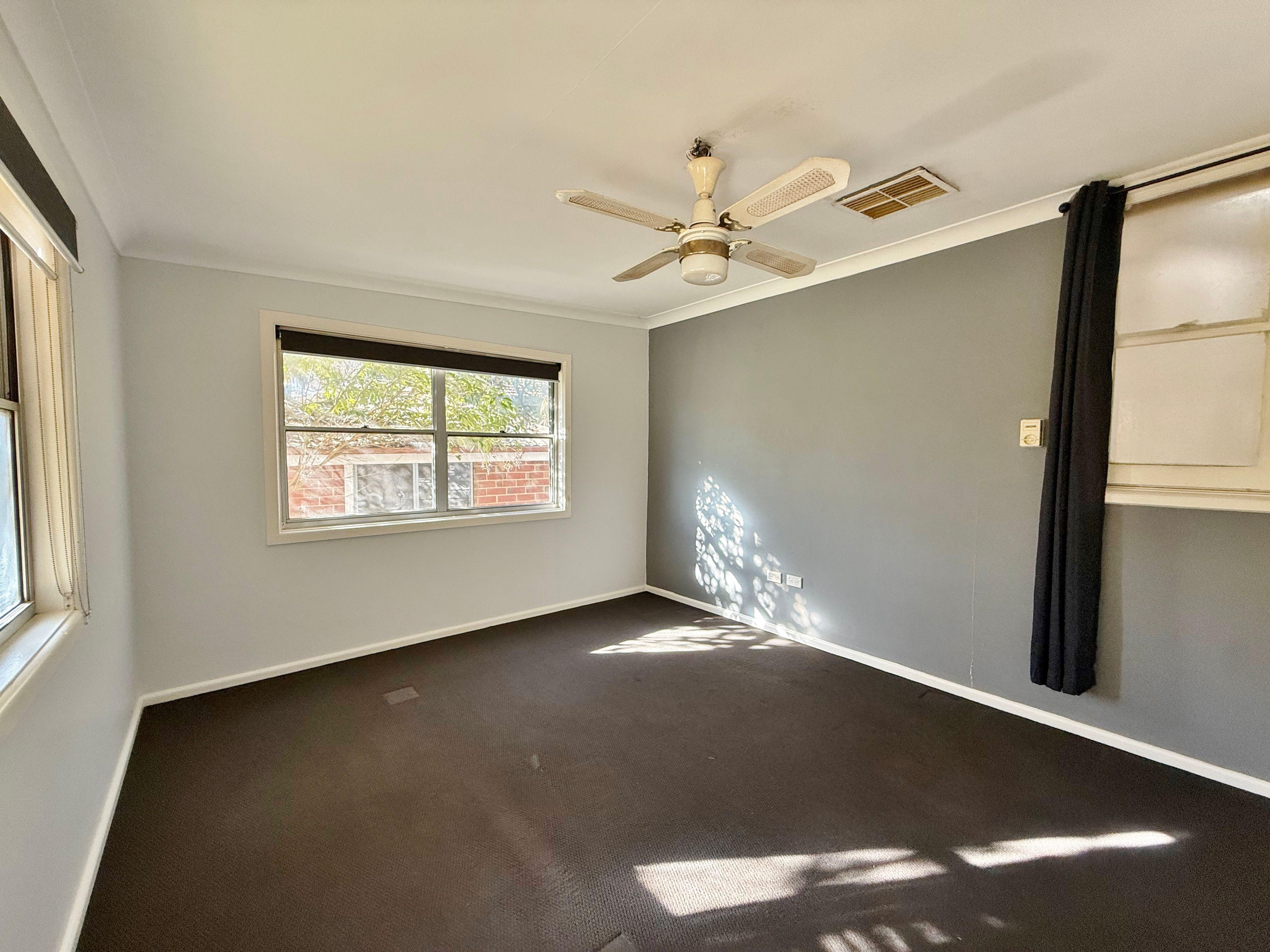 House for Rent: Young, NSW 2594, NSW, 2594