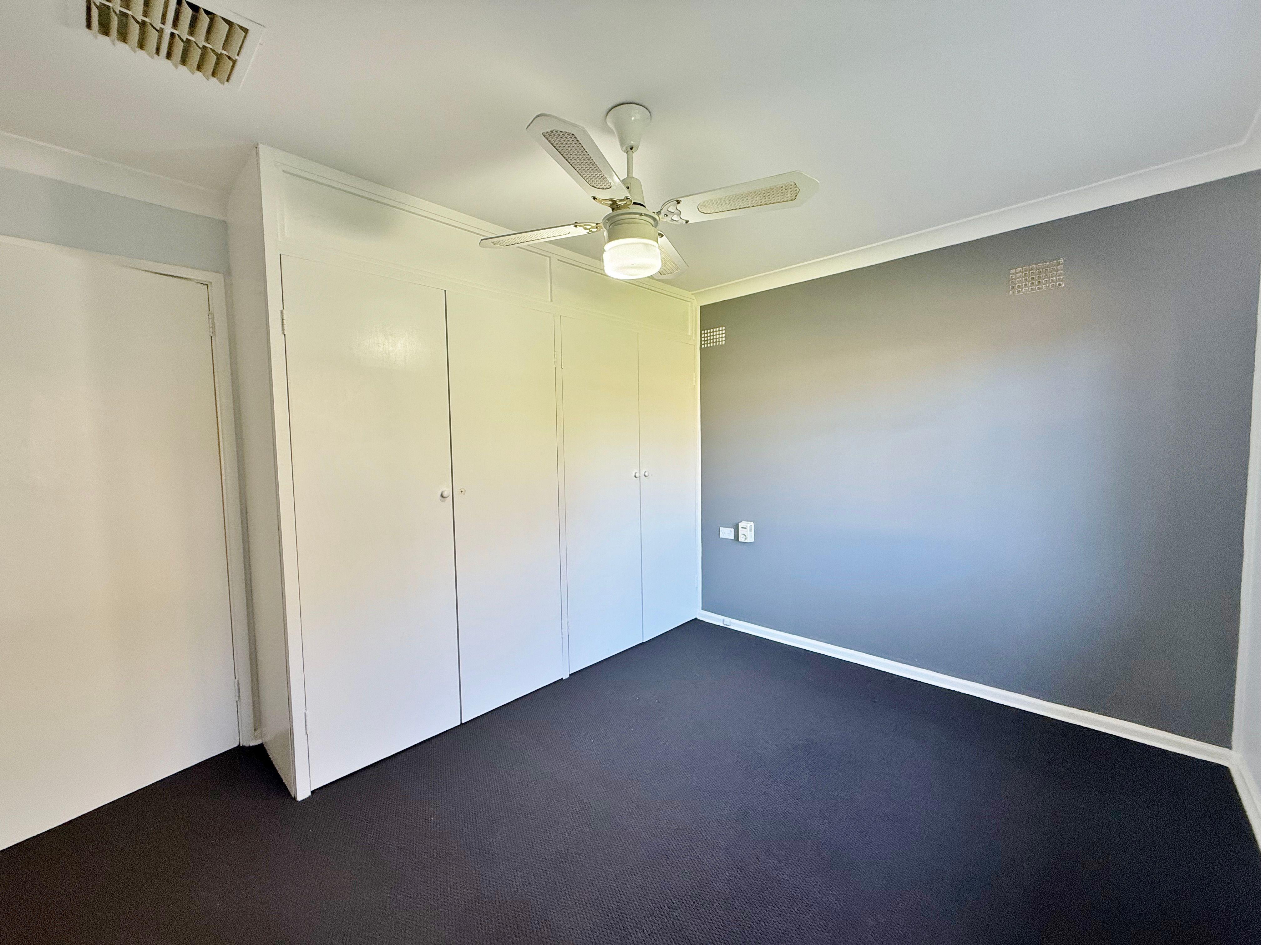 House for Rent: Young, NSW 2594, NSW, 2594