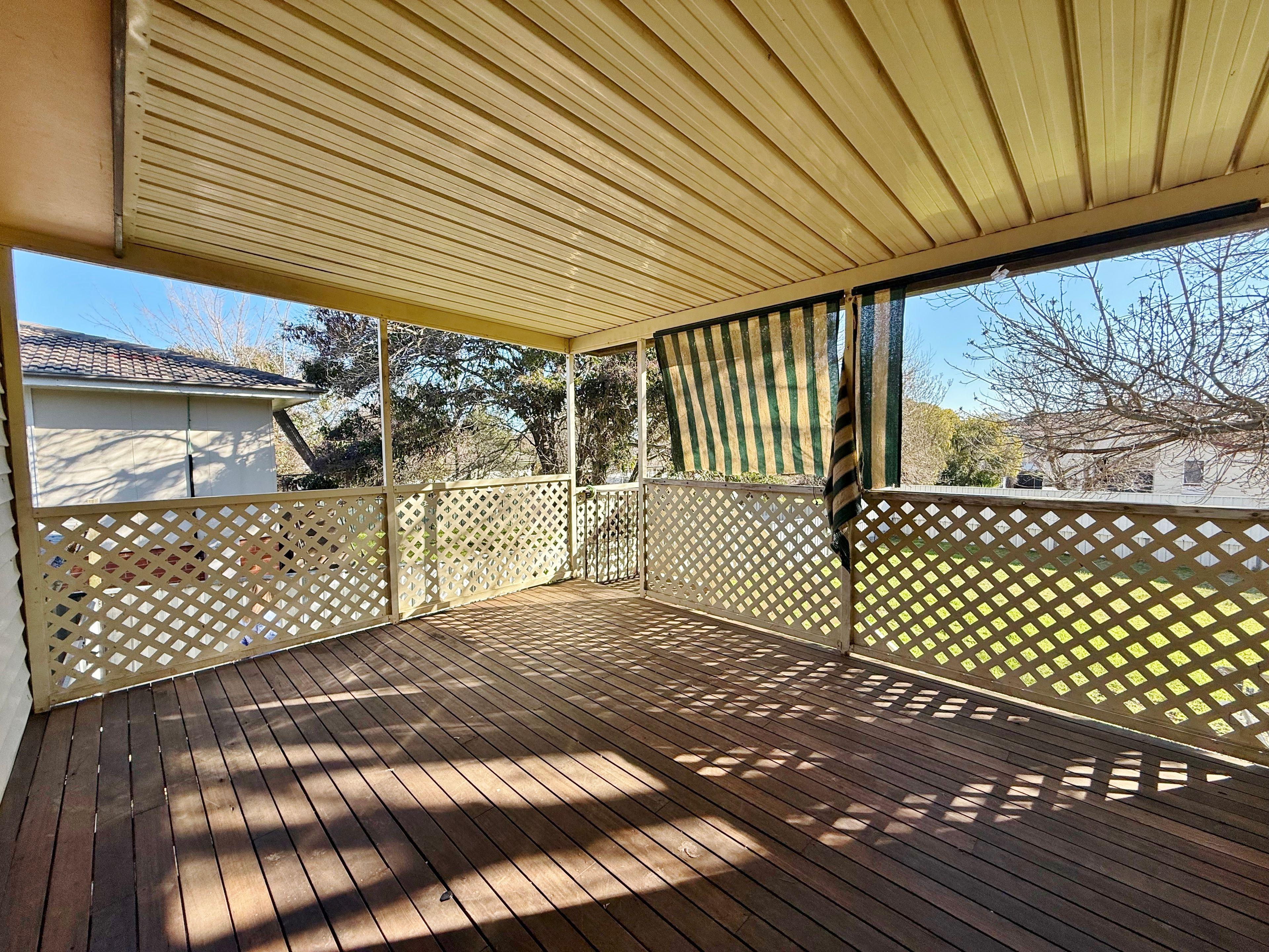 House for Rent: Young, NSW 2594, NSW, 2594