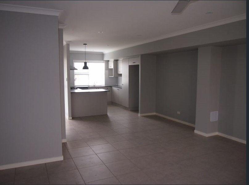 DuplexSemi-detached for Rent: Griffin, QLD 4503, QLD, 4503