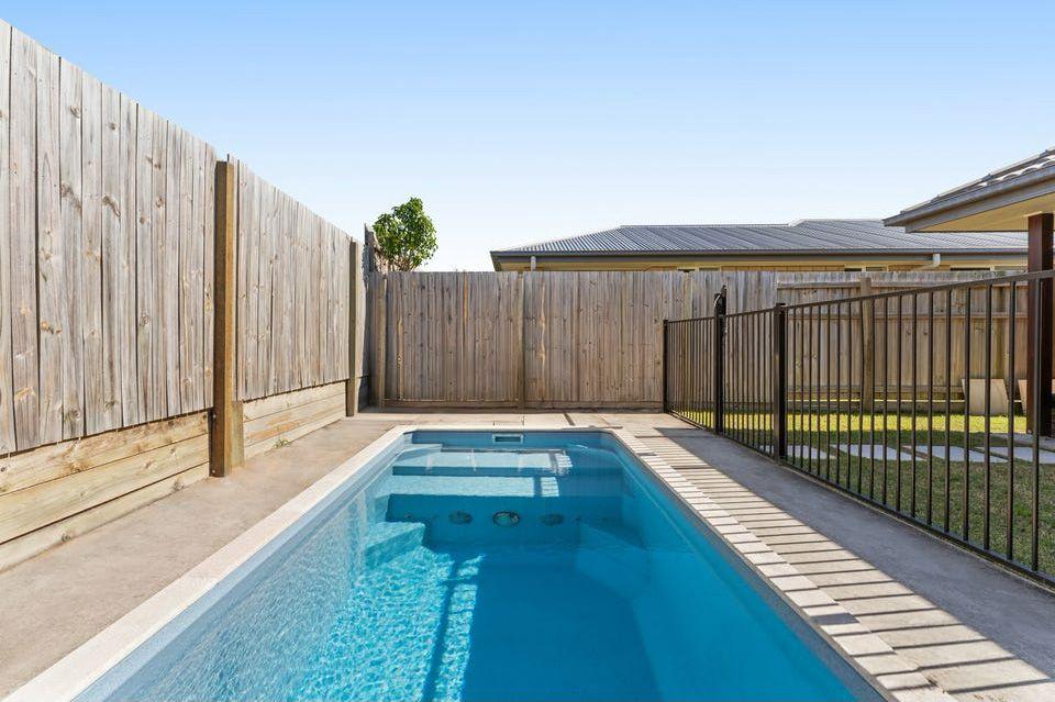 Modern Family Oasis with Pool - Peaceful Living at 4 Bowen Street, South Maclean