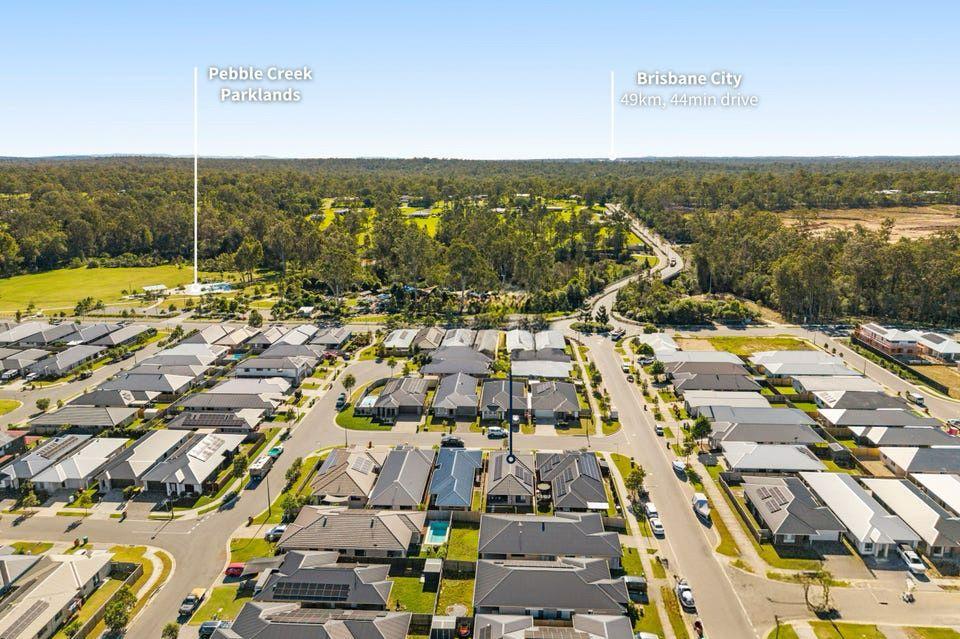 Modern Family Oasis with Pool - Peaceful Living at 4 Bowen Street, South Maclean