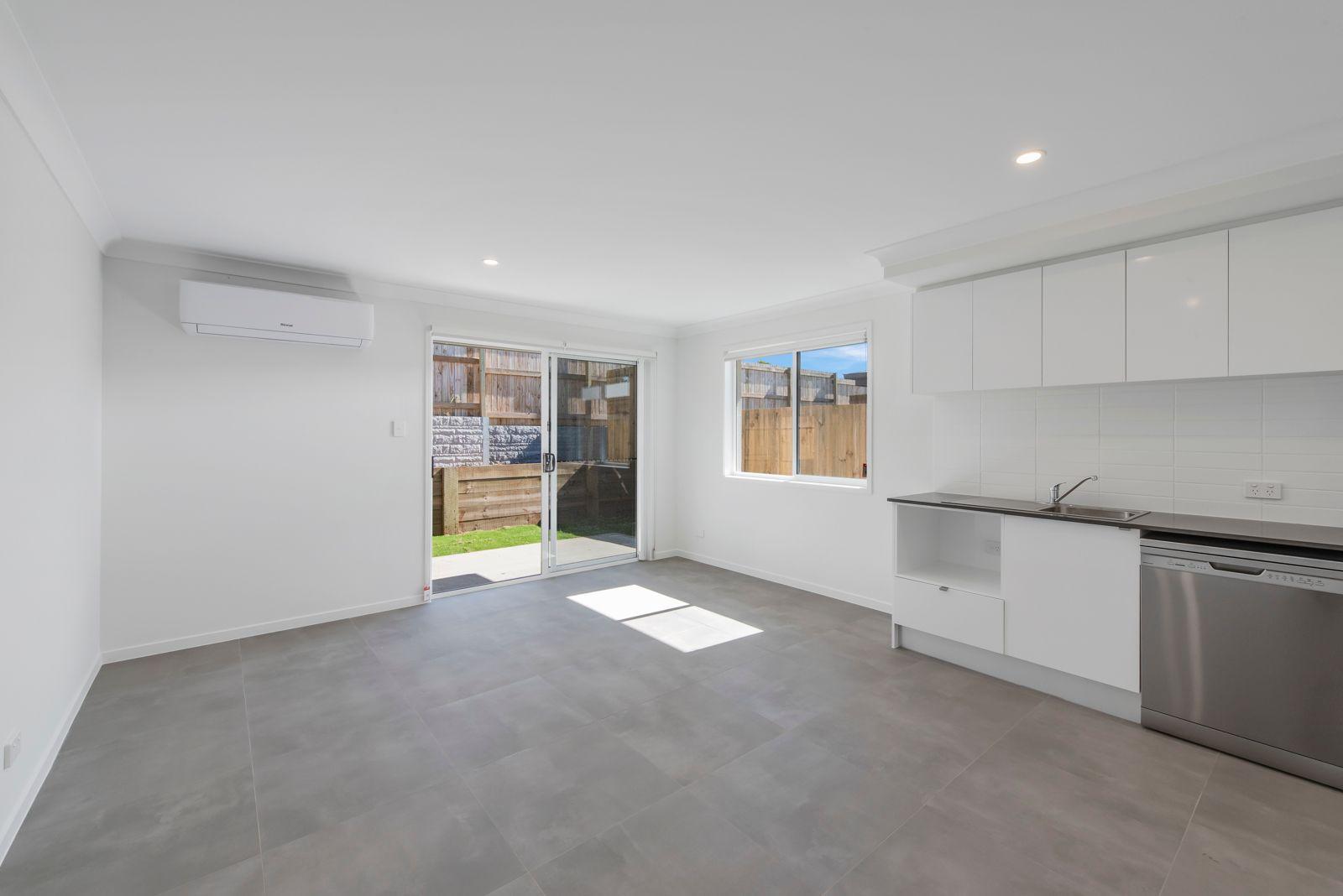 House for Rent: Redbank Plains, QLD 4301, QLD, 4301