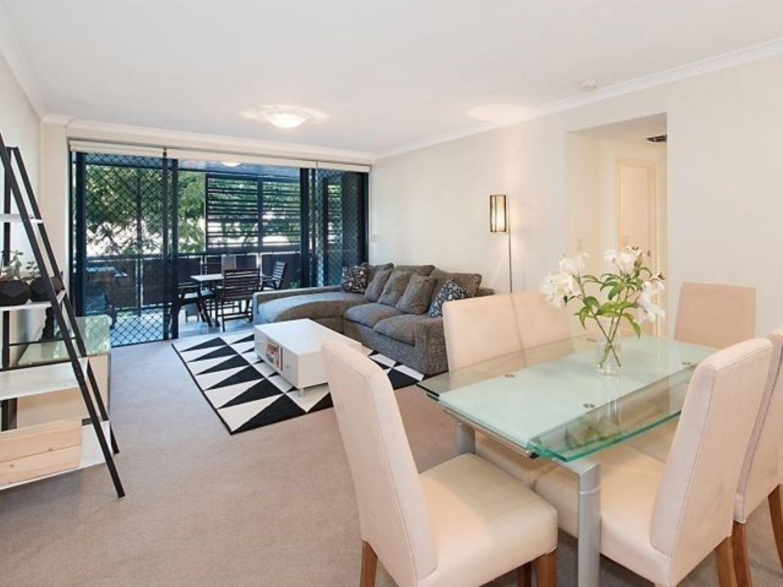 Prop-GPT: Unit: QLD Fairfield, QLD 4103 Home For Rent