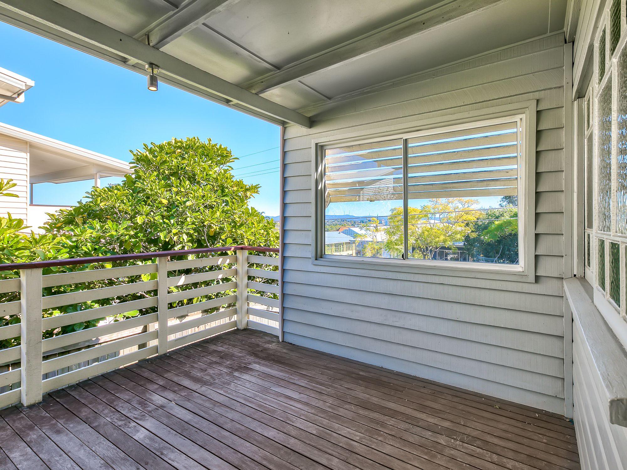 Convenience in Greenslopes