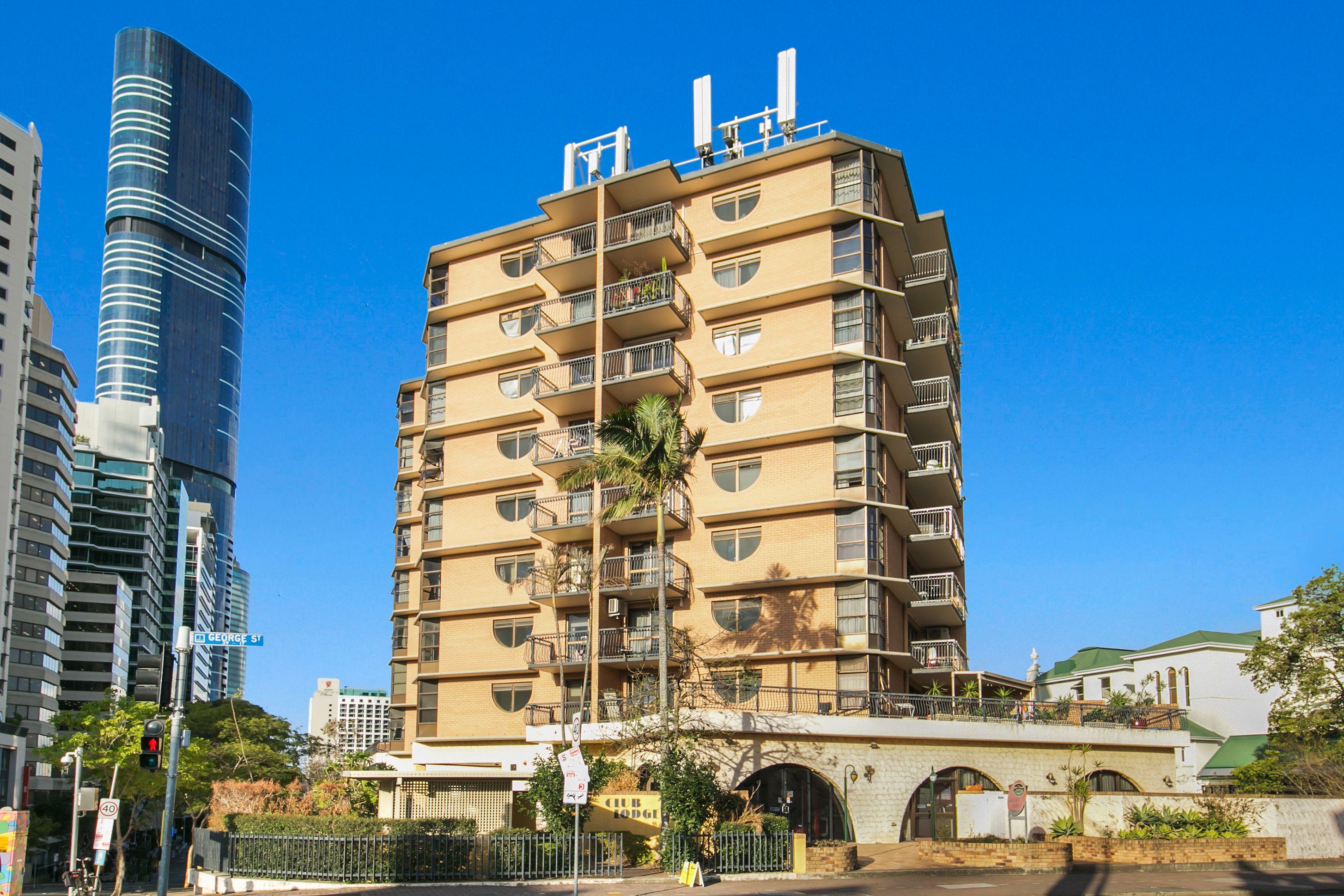 Prop-GPT: Apartment: QLD Brisbane City, QLD 4000 Home For Rent