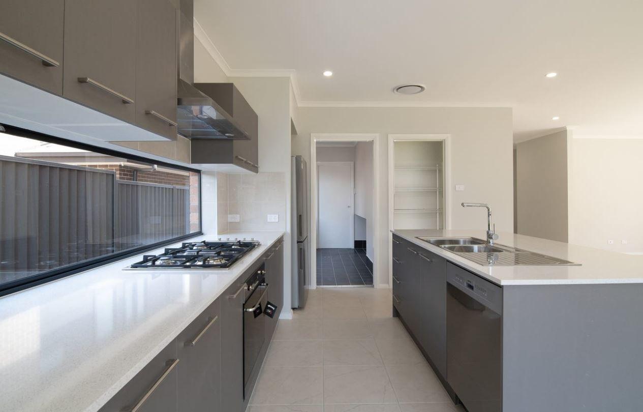 House for Rent: Jordan Springs, NSW 2747, NSW, 2747