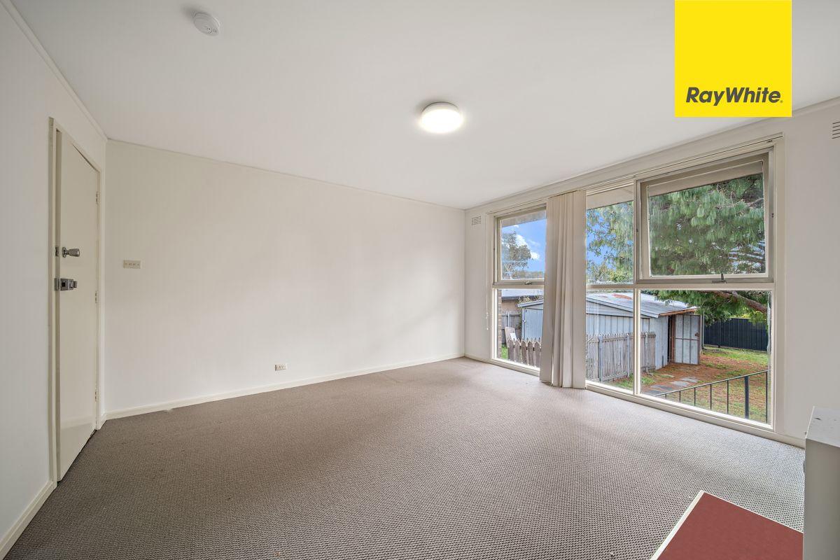 Aranda Home - Sought after location