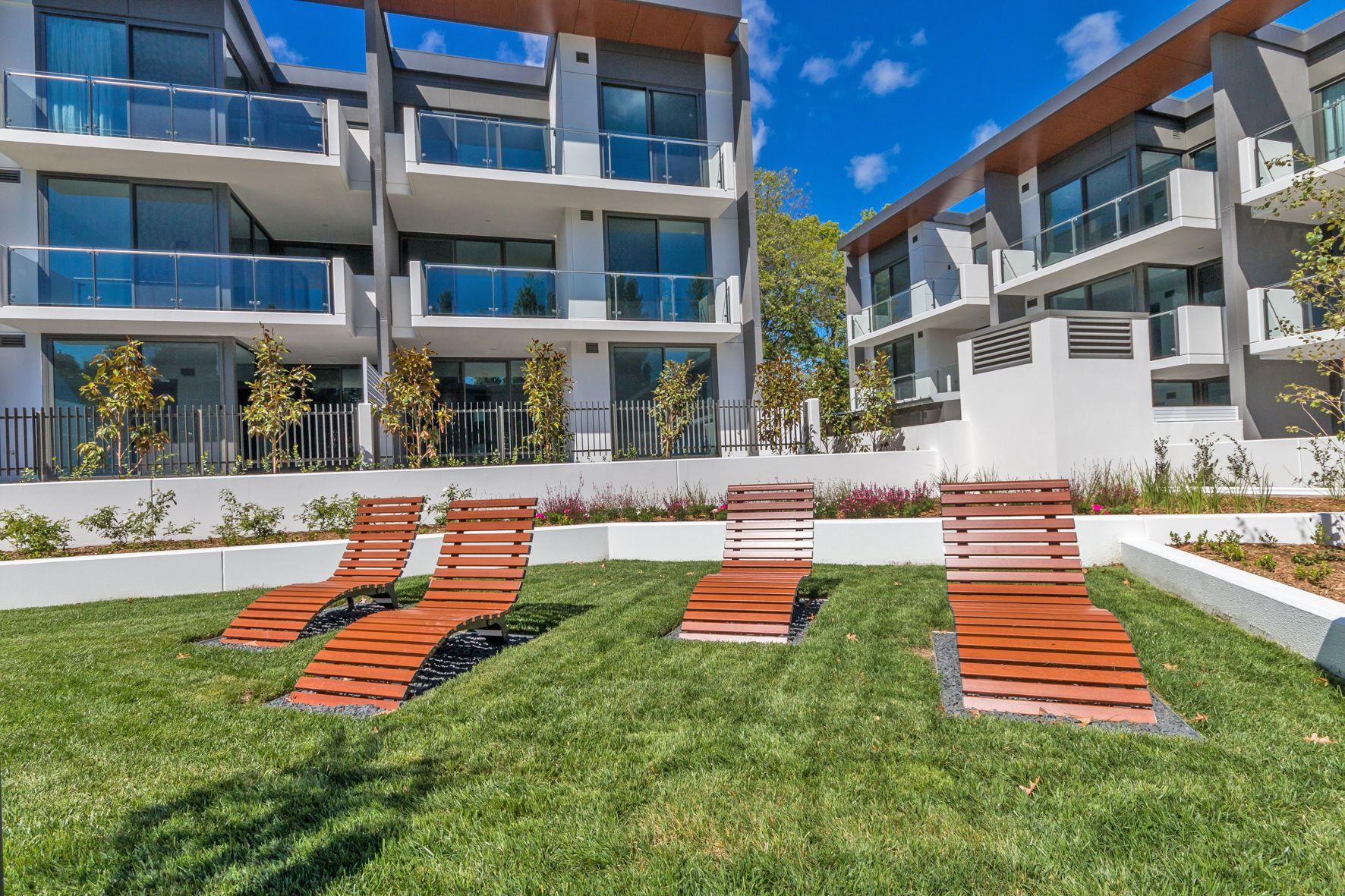Executive apartment in The Amaya complex - Griffith