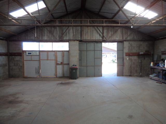 3 Bedroom Home set up for horses!!