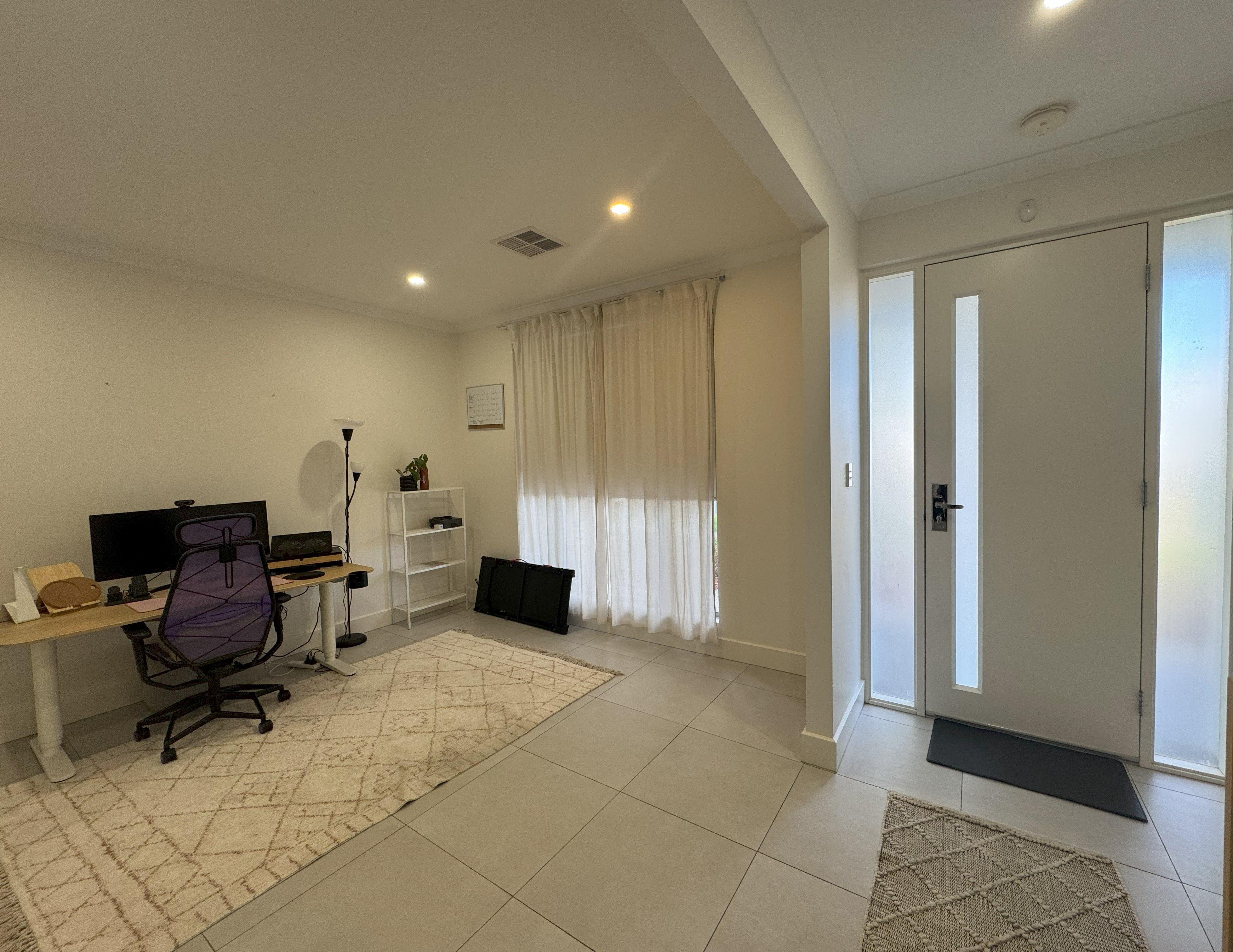 CENTRAL LOCATION....IN HENLEY SECONDARY ZONE