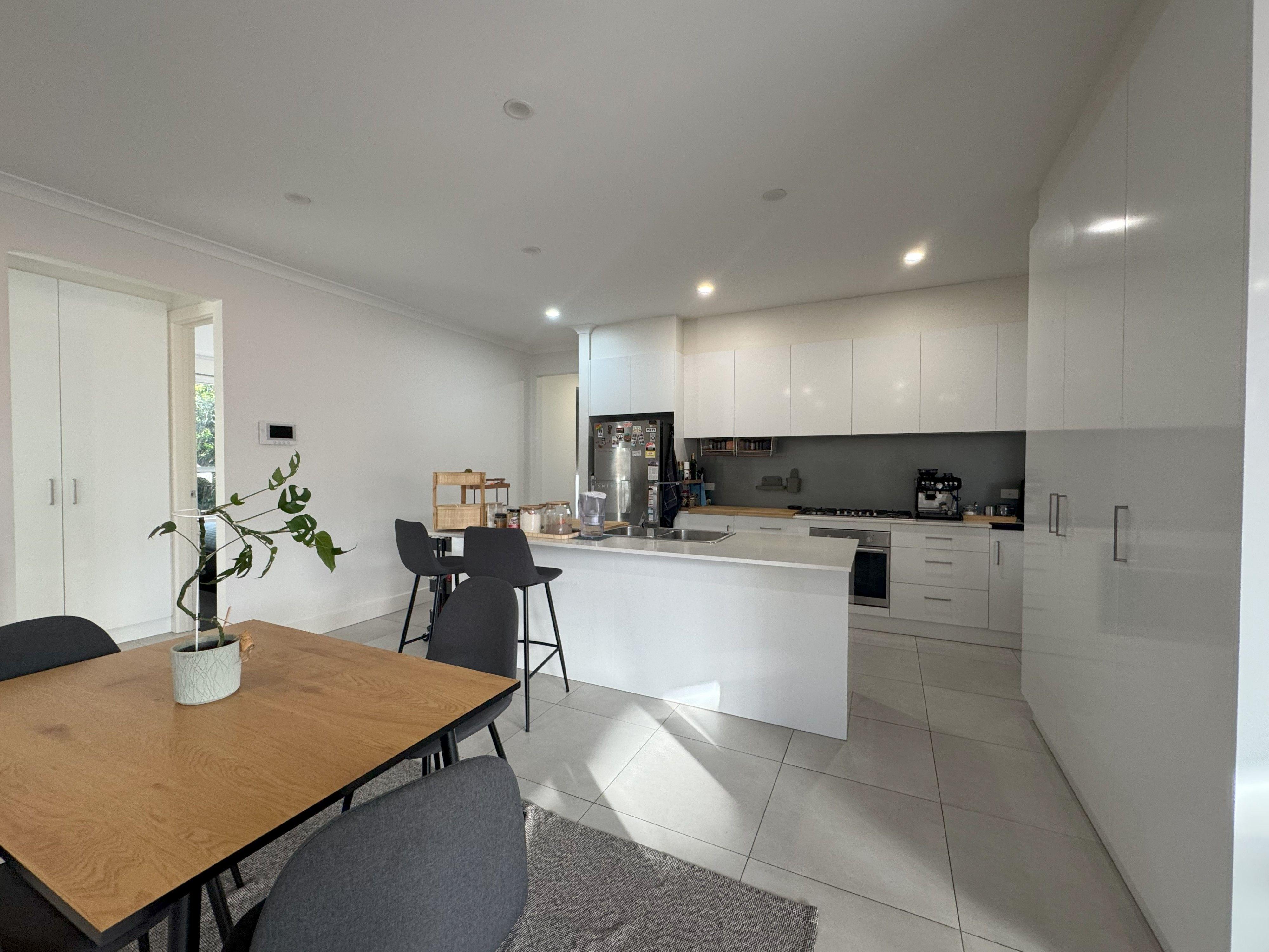 CENTRAL LOCATION....IN HENLEY SECONDARY ZONE