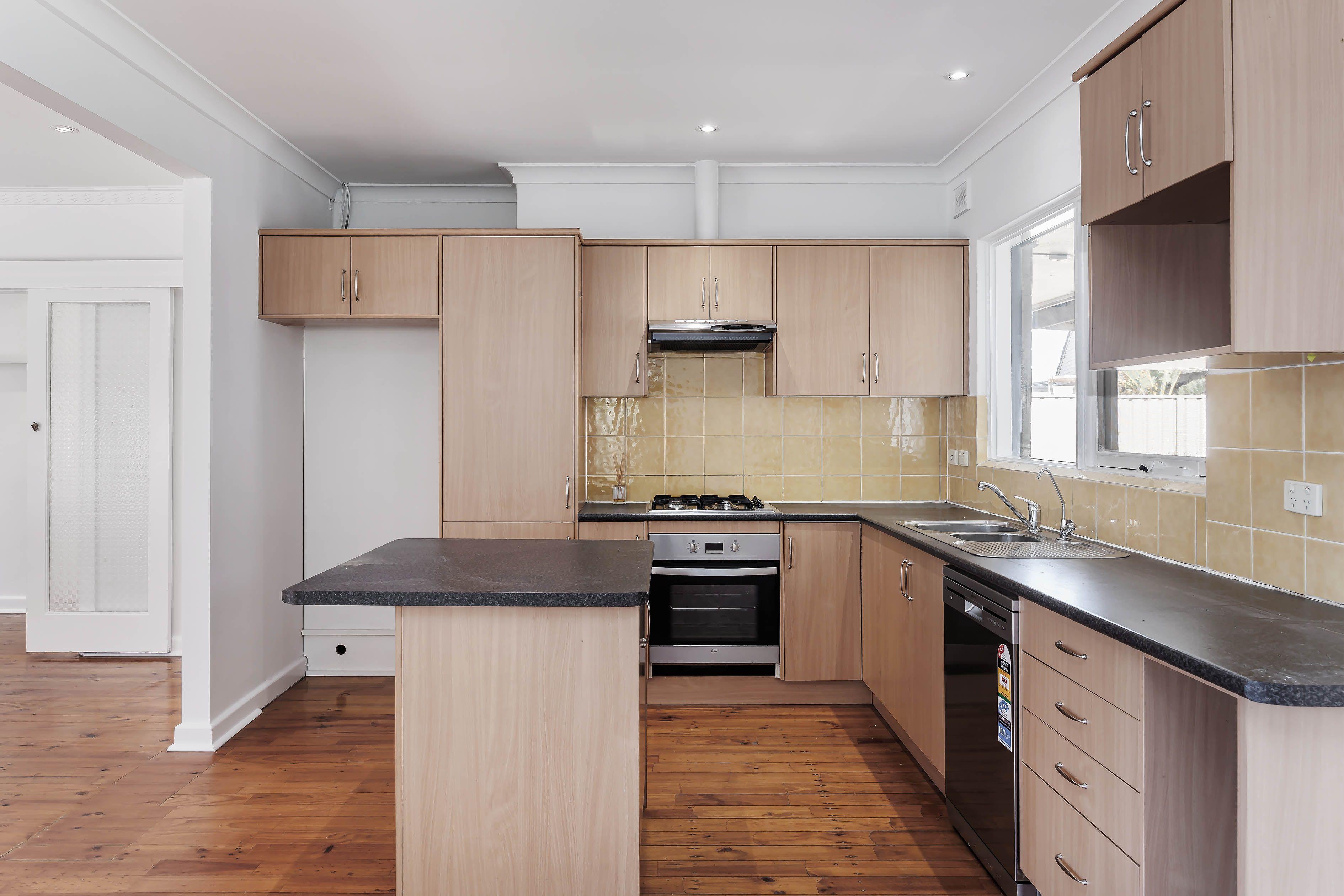 Prop-GPT: House: SA Semaphore Park, SA 5019 Home For Rent