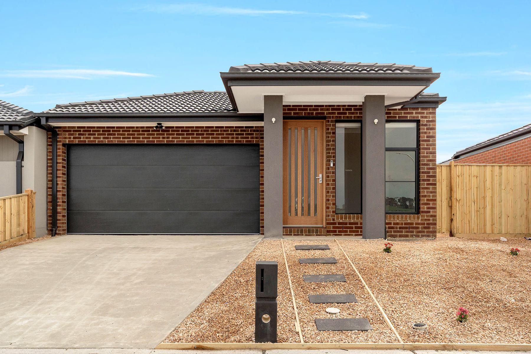 Prop-GPT: House: VIC Beveridge, VIC 3753 Home For Rent