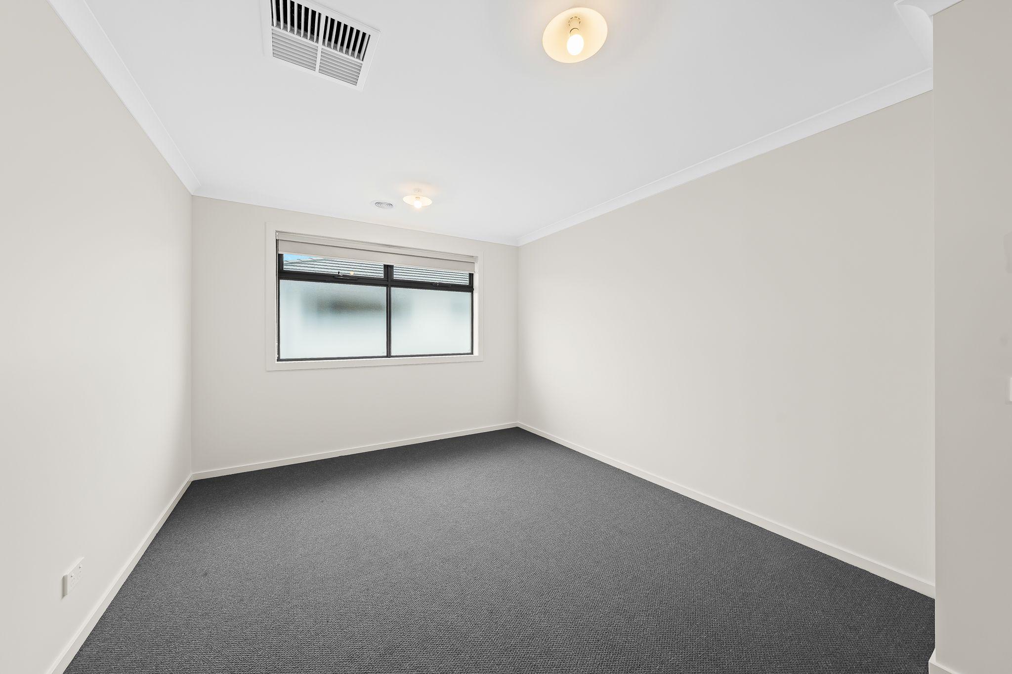 House for Rent: Clyde, VIC 3978, VIC, 3978