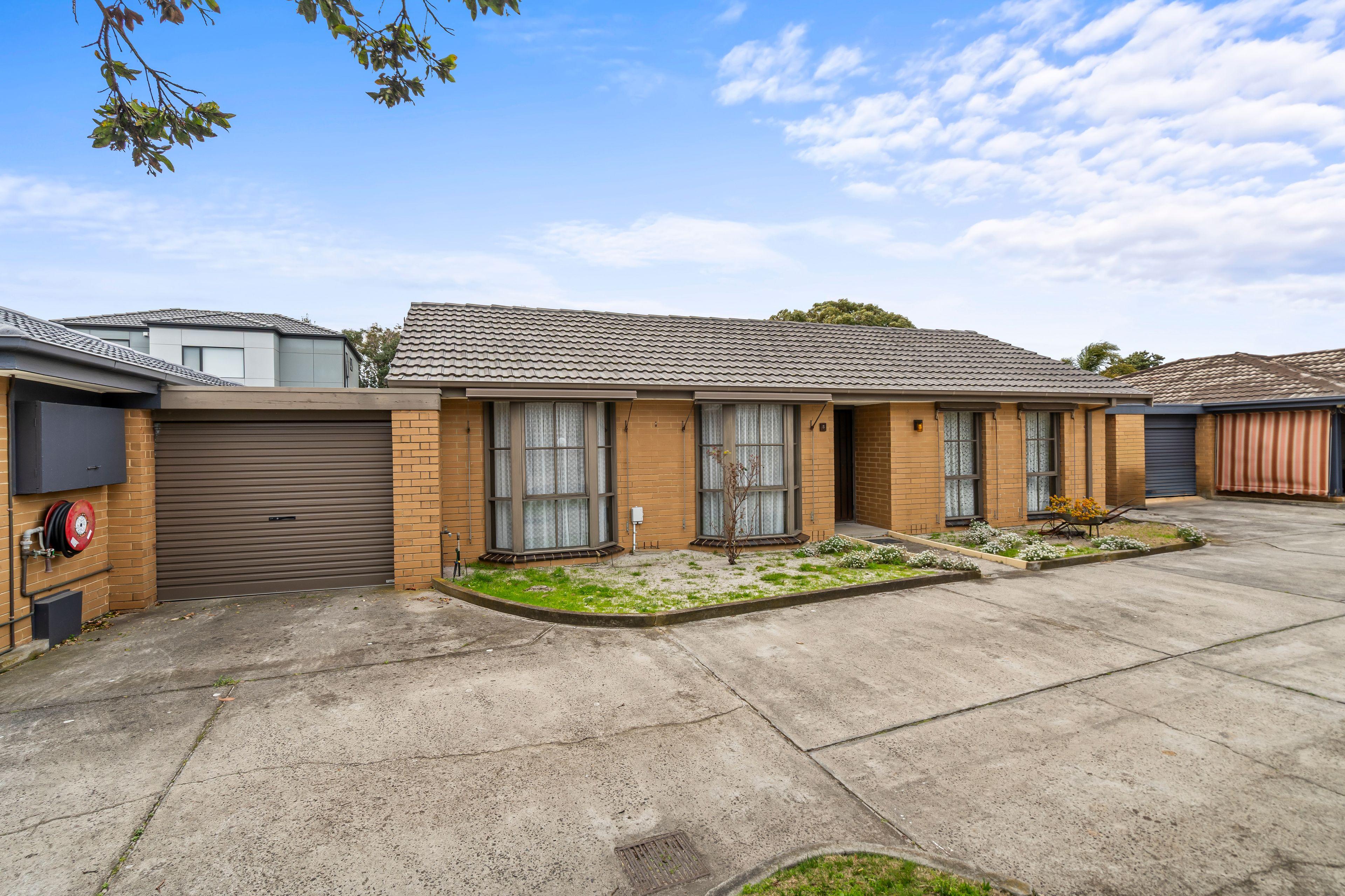 Prop-GPT: Unit: VIC Bonbeach, VIC 3196 Home For Rent