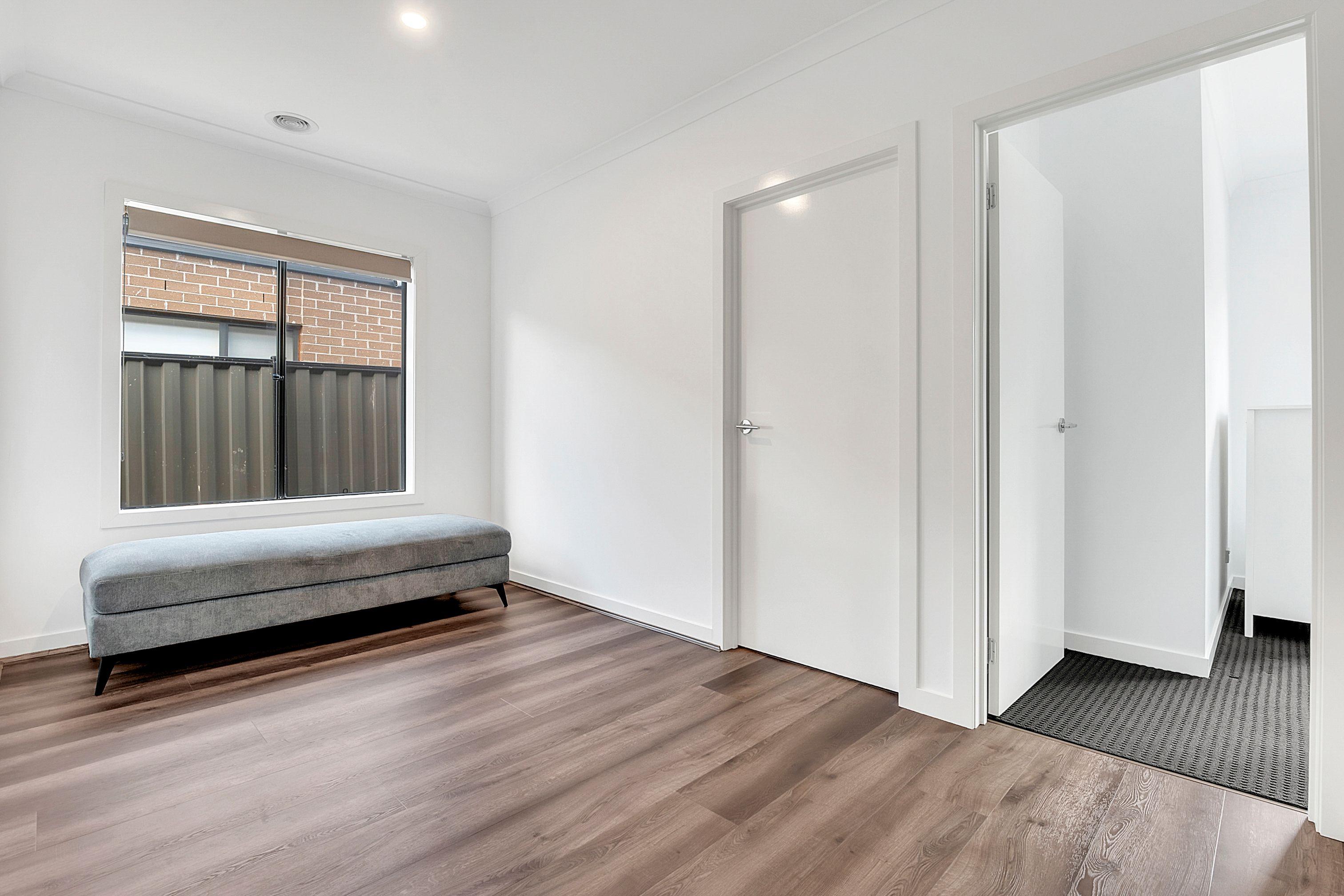 Modern Family Living with a Stylish Edge