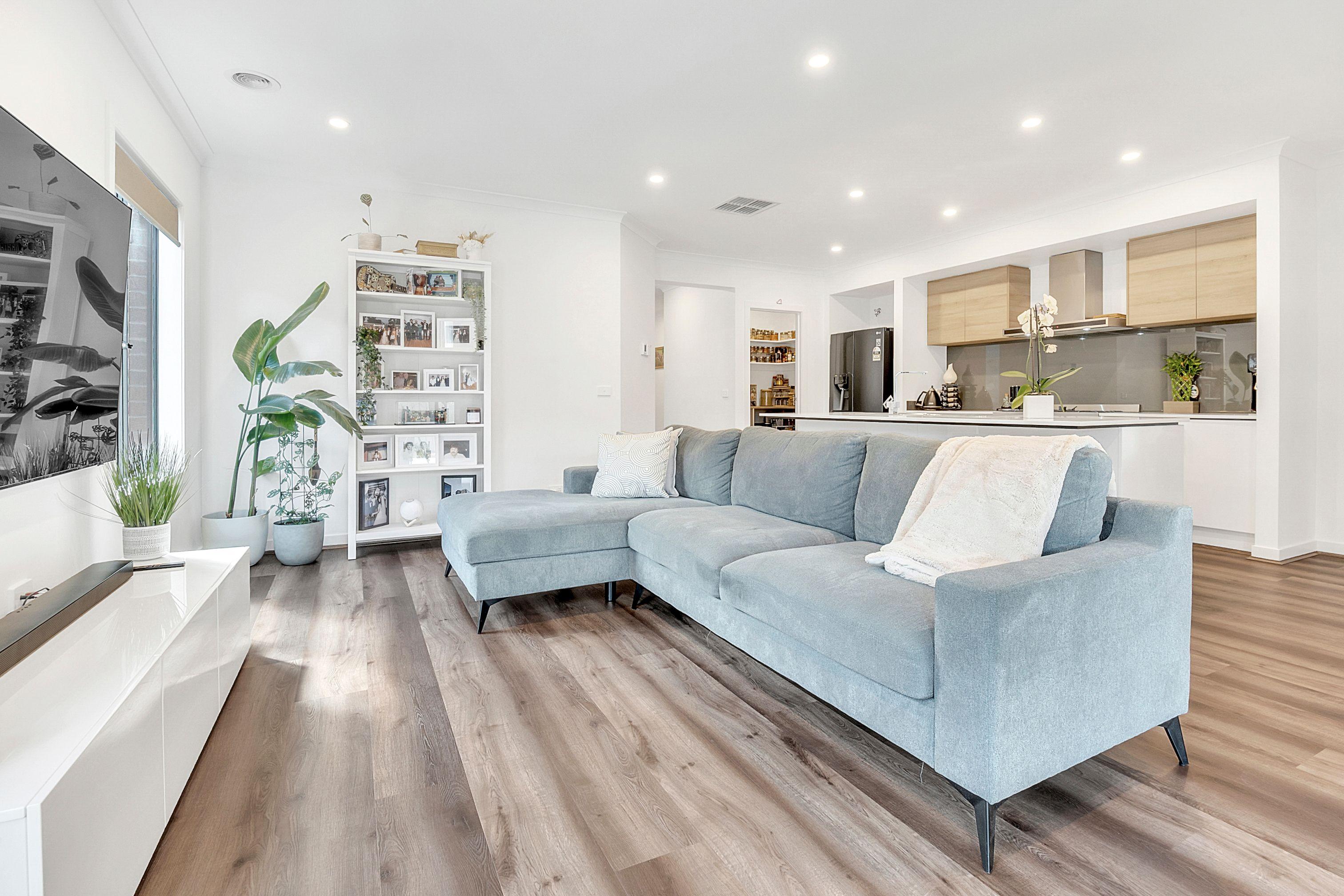 Modern Family Living with a Stylish Edge