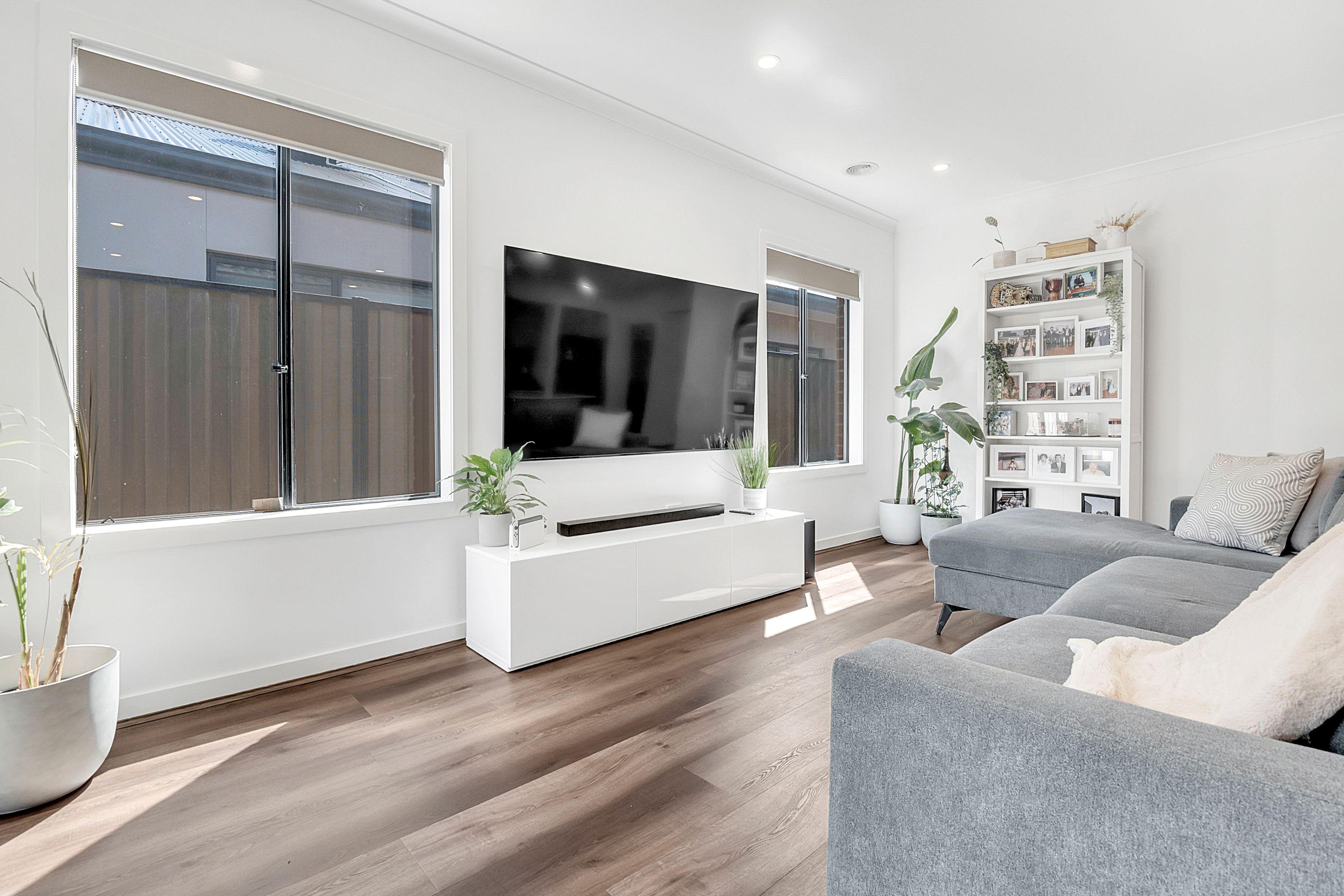 Modern Family Living with a Stylish Edge