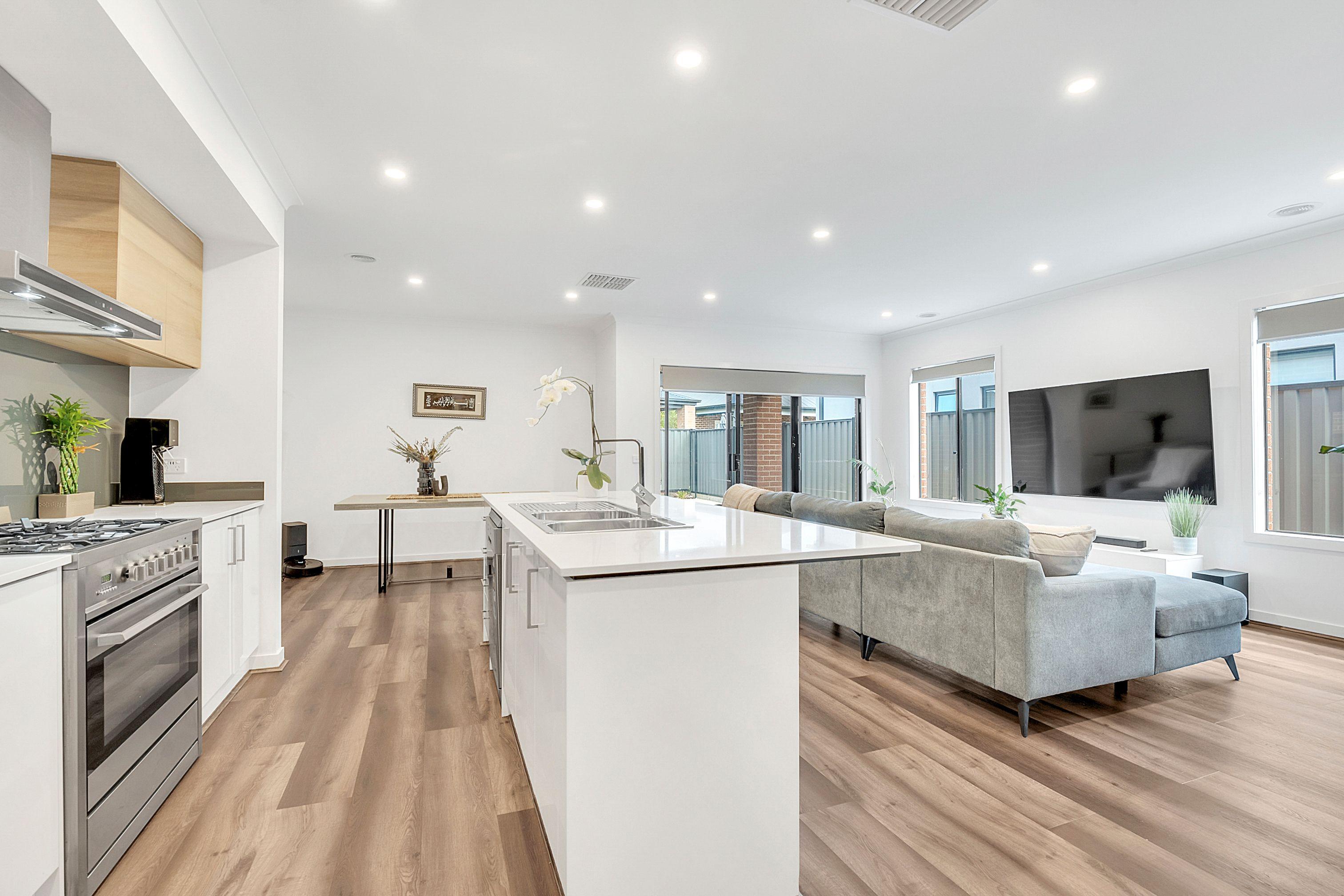 Modern Family Living with a Stylish Edge