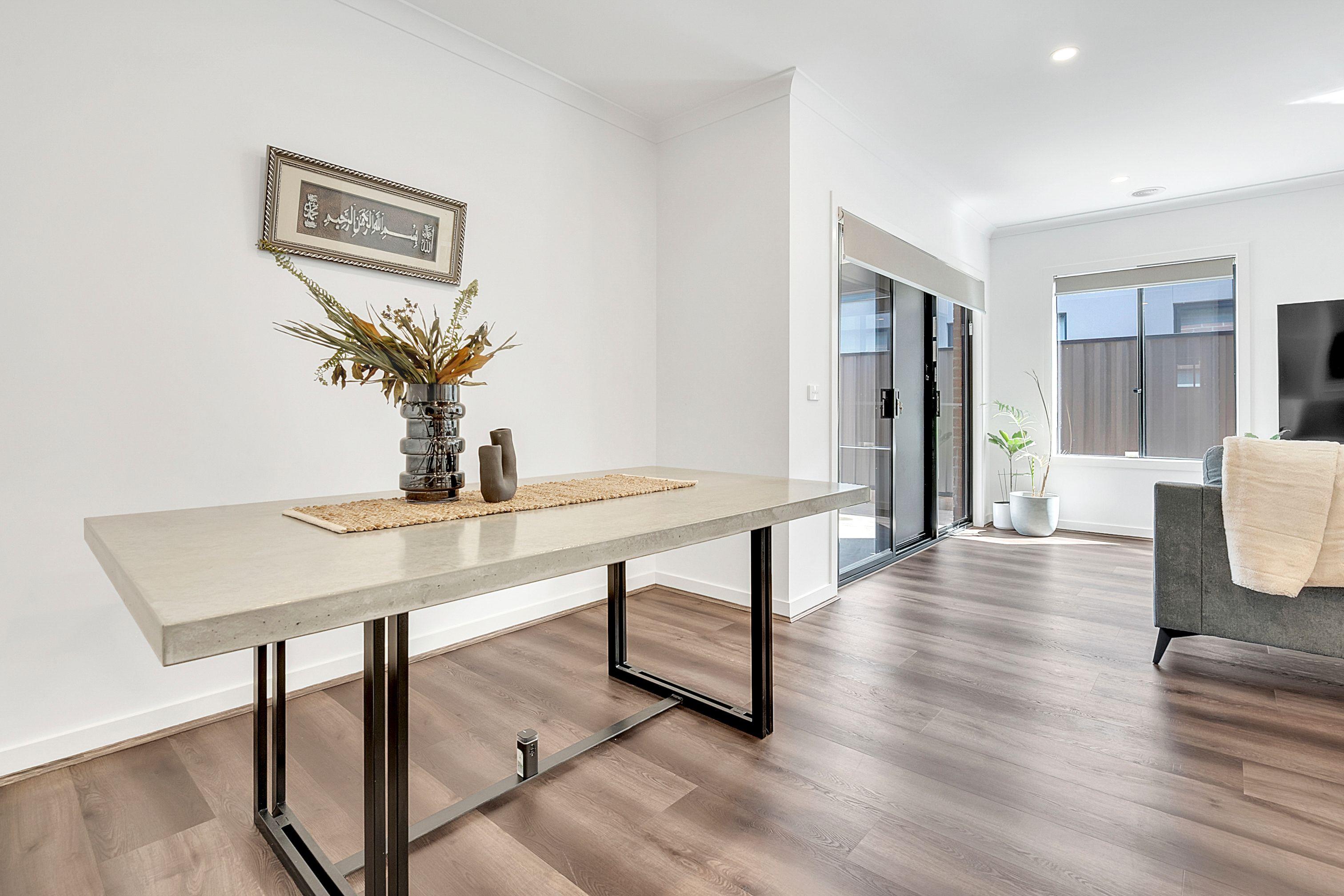 Modern Family Living with a Stylish Edge