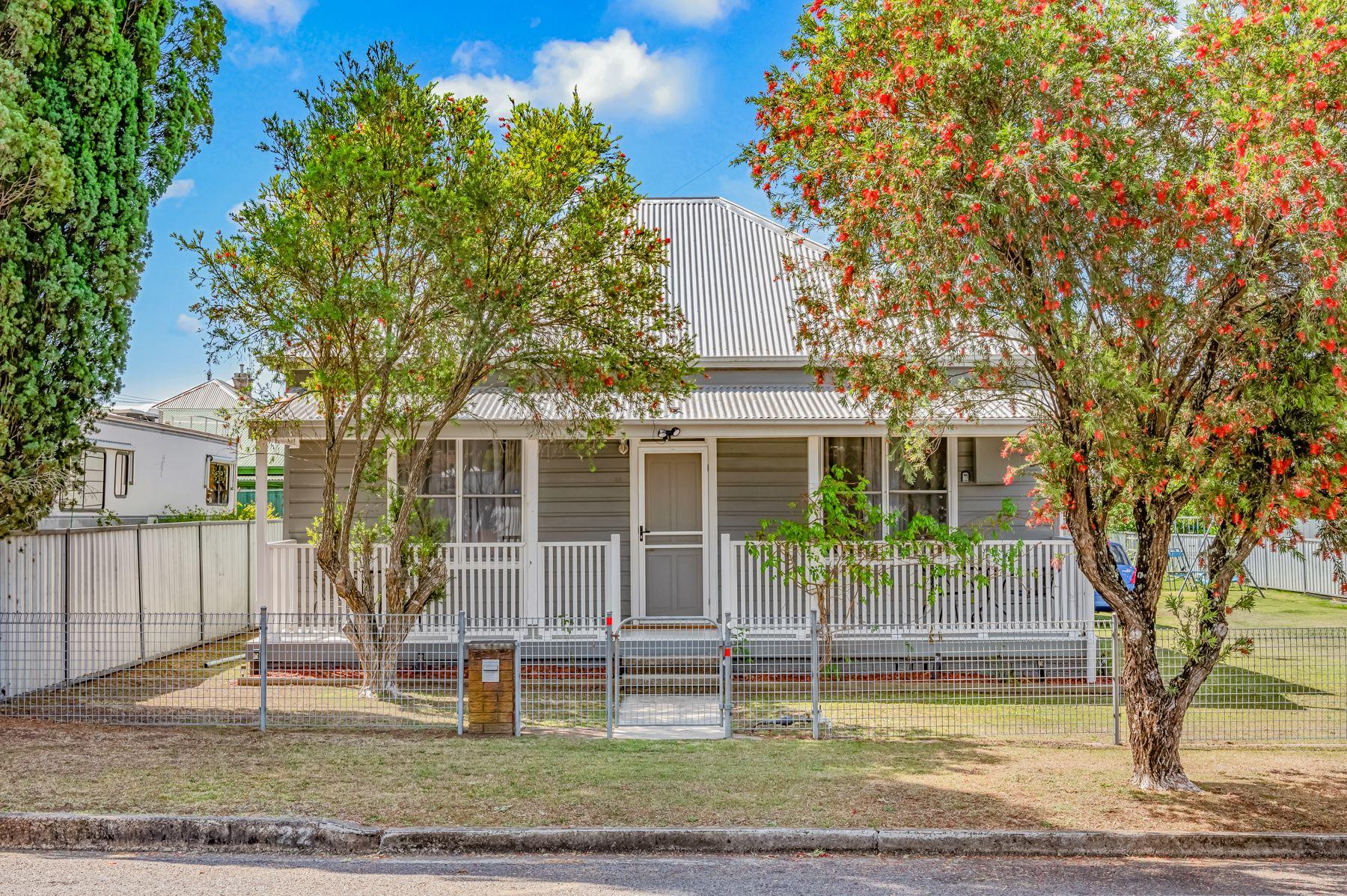 Prop-GPT: House: NSW Cessnock, NSW 2325 Home For Rent
