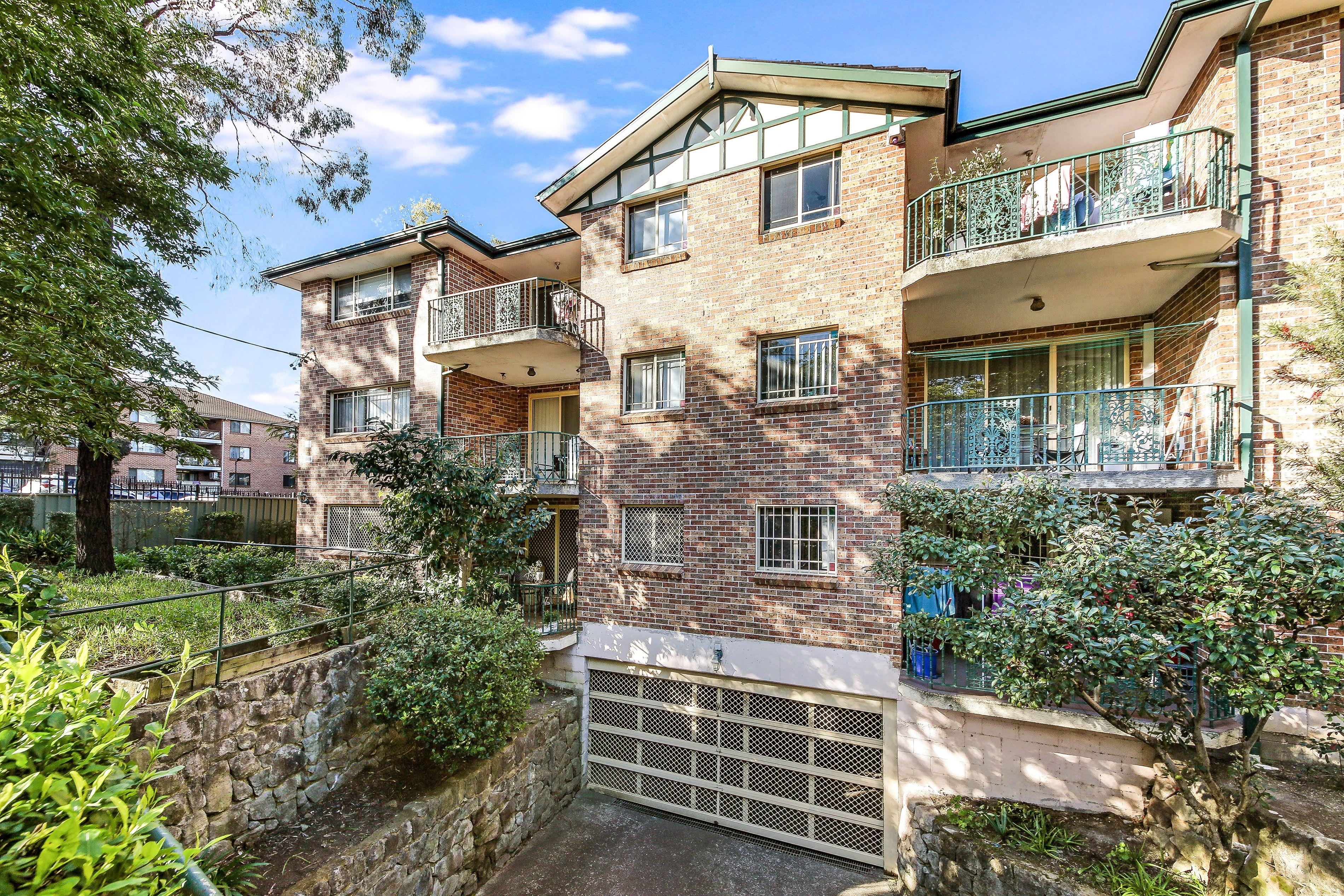 Prop-GPT: Unit: NSW Bankstown, NSW 2200 Home For Rent