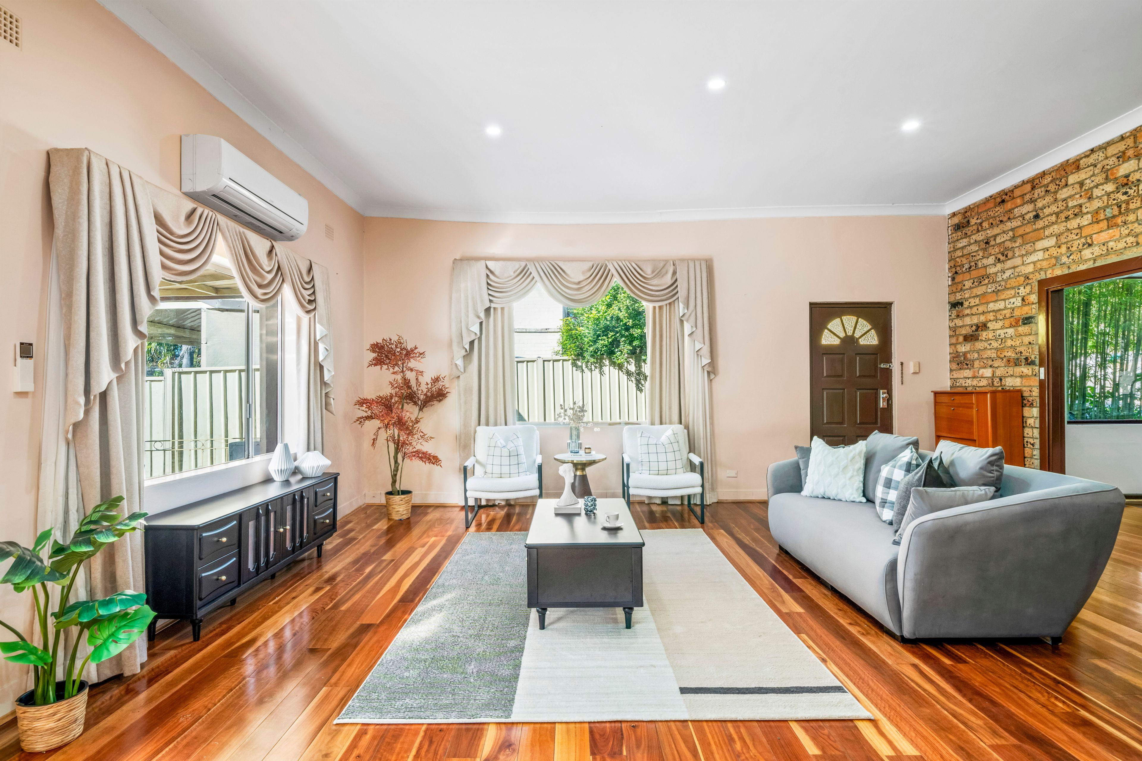 Rare | Massive |SIX bedroom | Two kitchen | Two laundry| Two Storey Family Home in the prime location