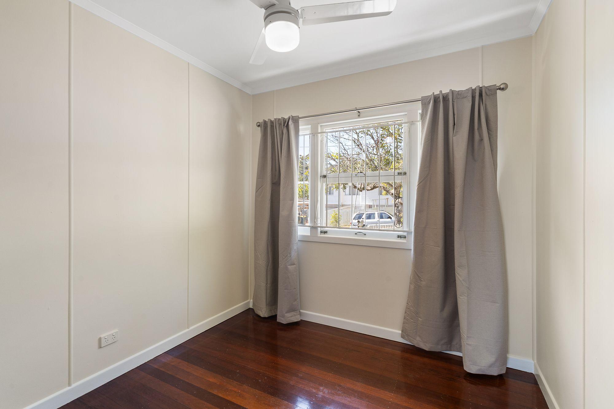 Stylish 3-Bedroom Family Home with Huge Backyard