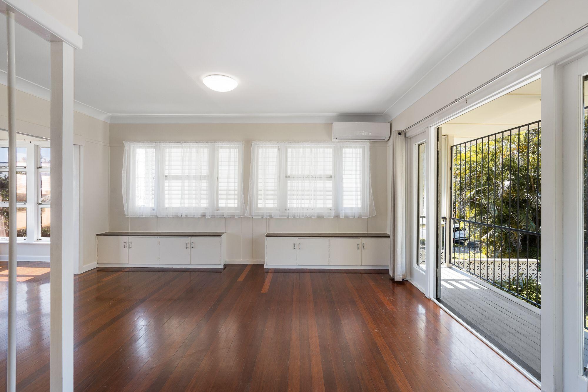 Stylish 3-Bedroom Family Home with Huge Backyard